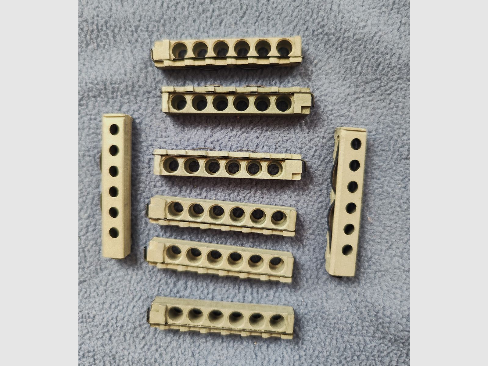 8 vervangmagazijnen voor EM-GE 6mm ?