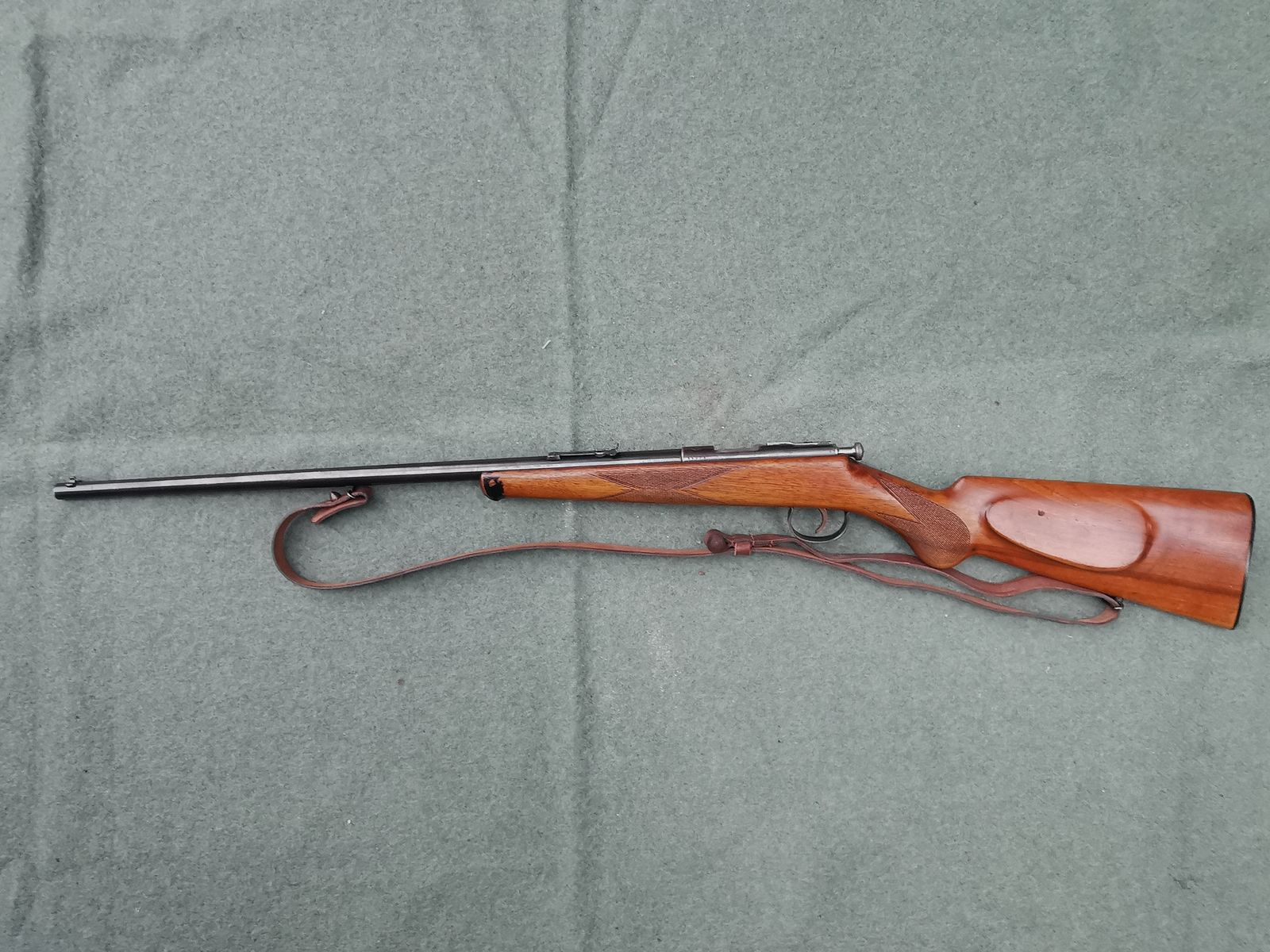 Single-shot Anschütz KK Tesching