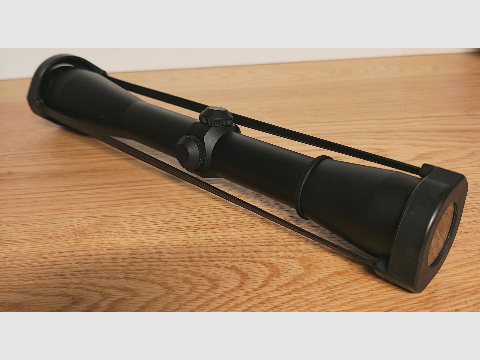 Leupold M2a Ultra 10x42 con caja y documentos originales