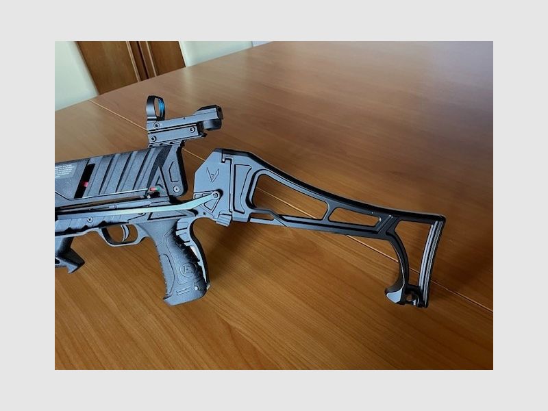Taktische Repetierarmbrust "Vlad" von EK Archery (Set)