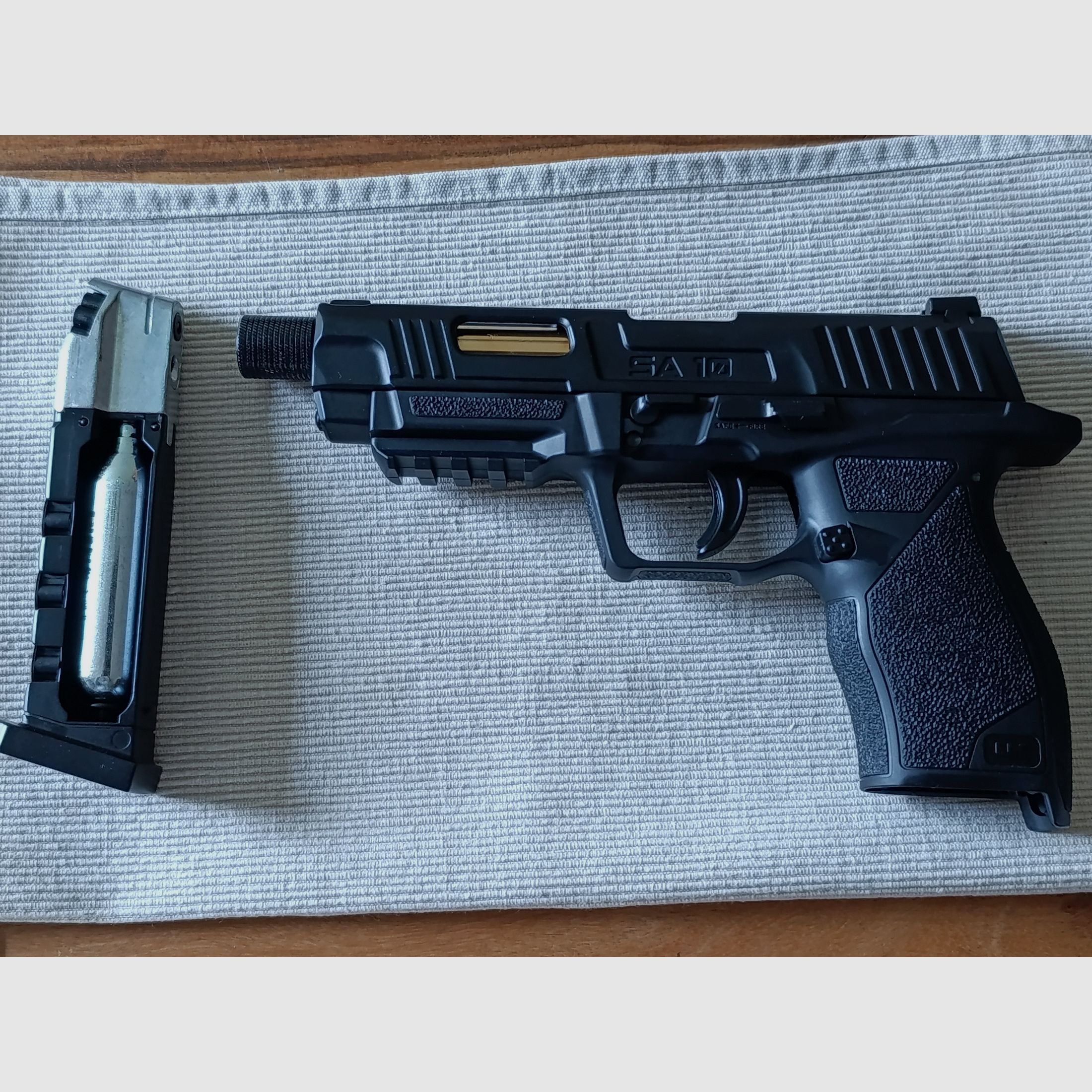 Pistolet Umarex UX SA10 Co2 4,5 mm BB/Diabolo