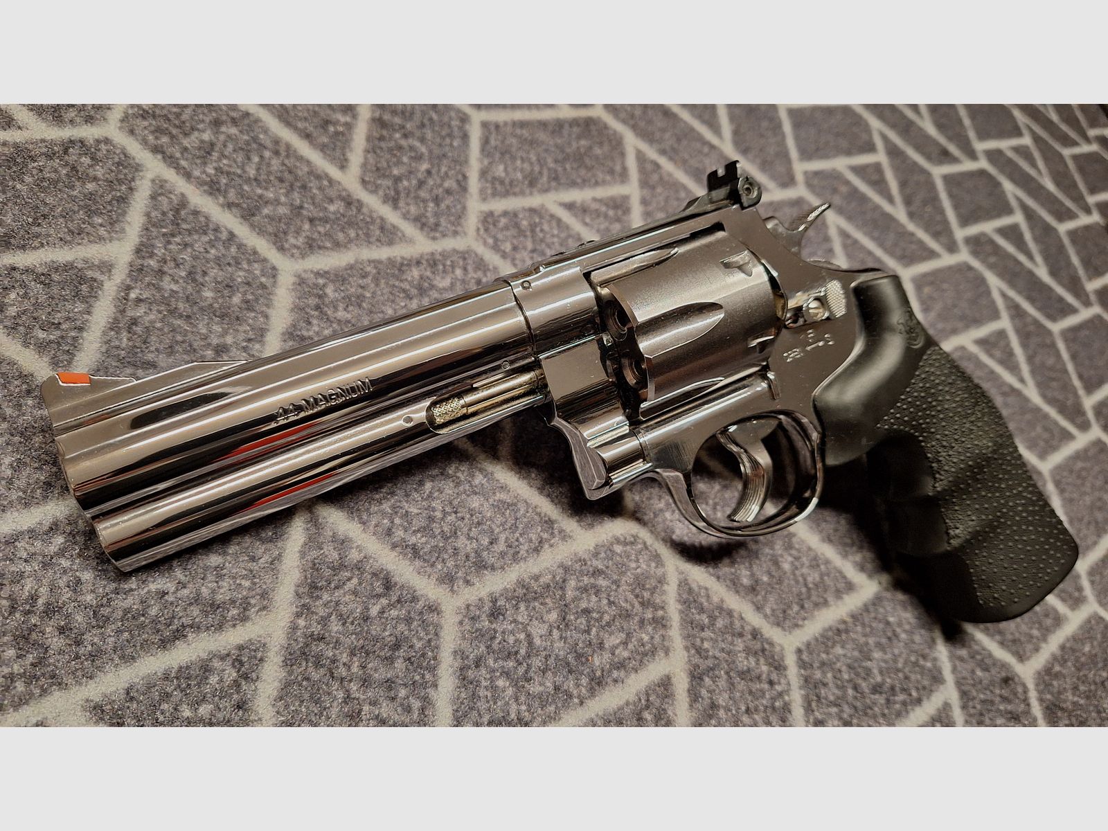 Smith & Wesson 629 Classic 5 Zoll Steel-Finish Co2-Revolver Kaliber 4,5 mm Diabolo NEU!