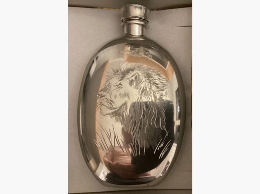 Flachmann met leeuwengrave