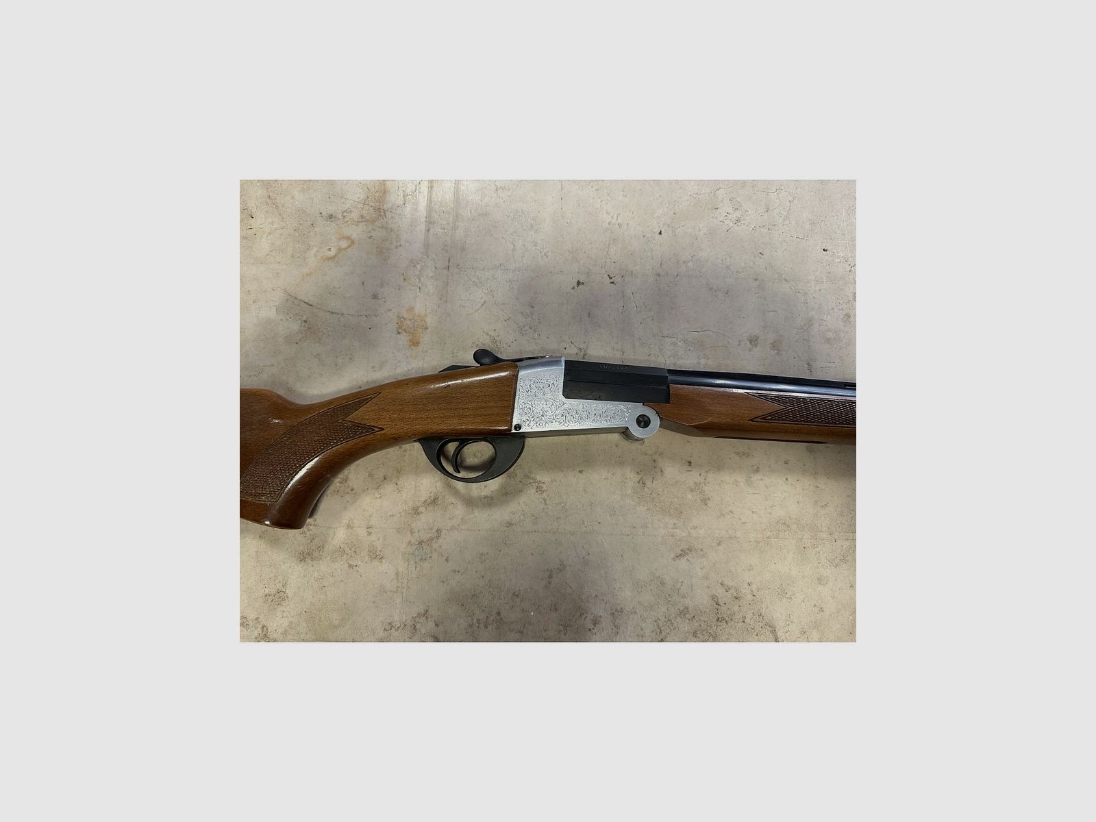 Investarm kal.410 model 70, afbeelding 4 van 4