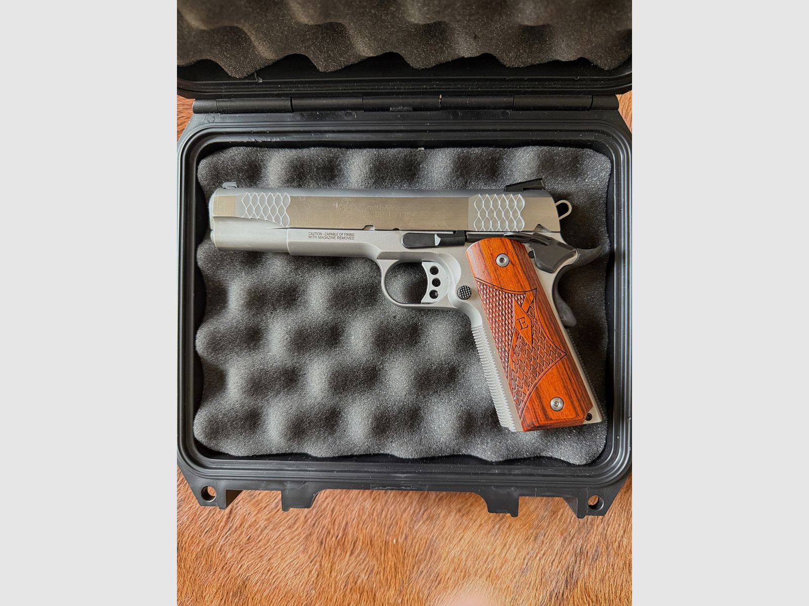 Smith & Wesson  ENHANCED SW1911