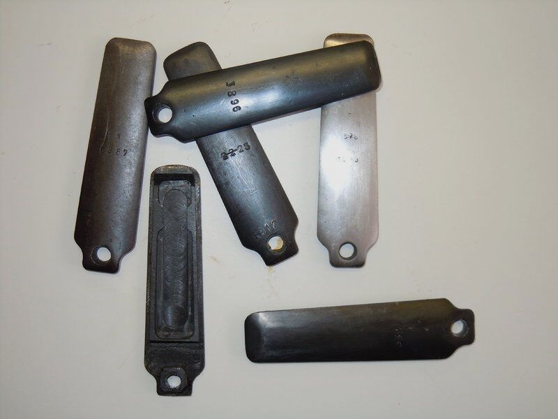 Magazijnbodem staaluitvoering verschillende fabrikanten voor MAUSER K98, voor de K98 magazijnkast