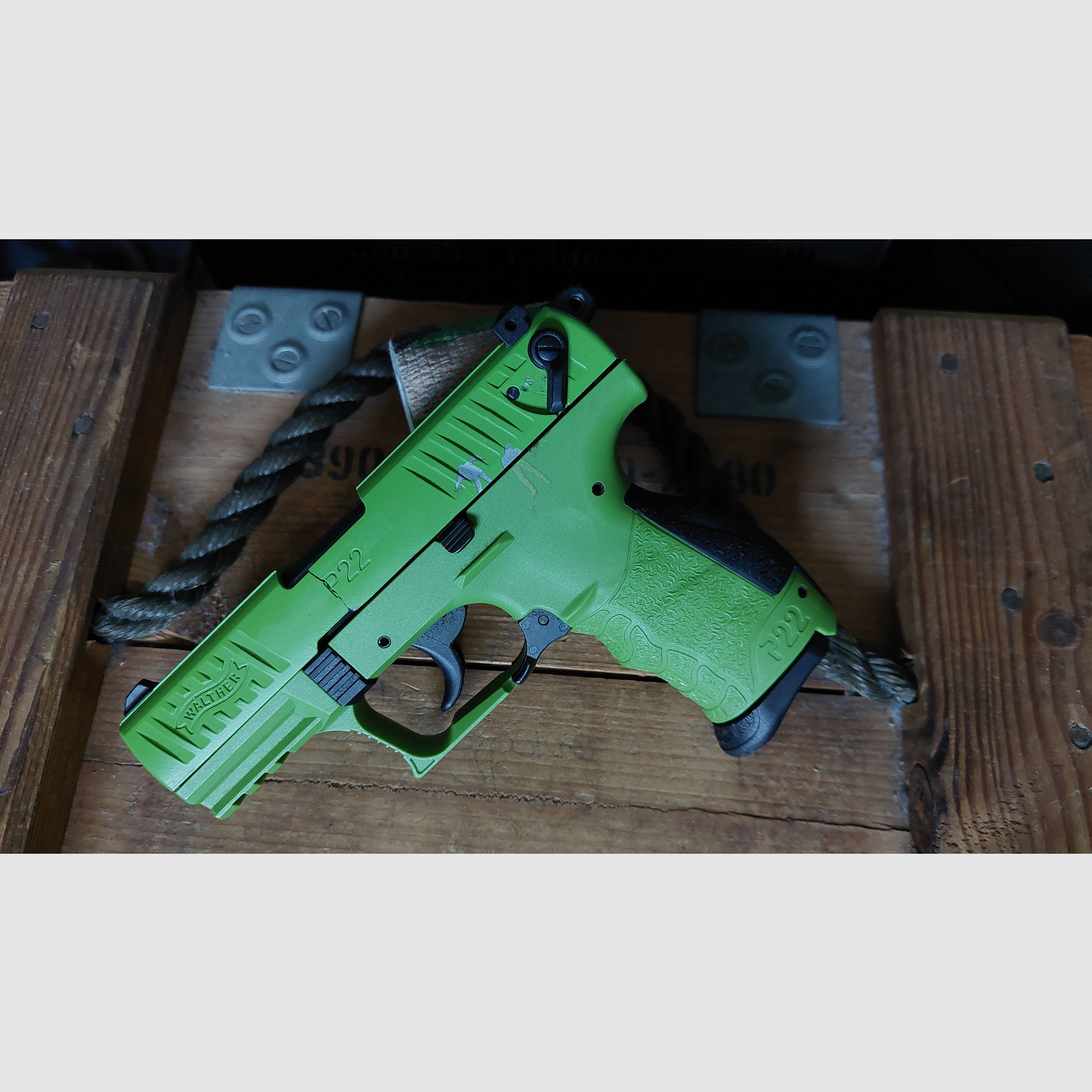 MODÈLE SPÉCIAL Walther P22Q "ZOMBSTER" (PTB 778) P 22 Q P22 glissière défectueuse
