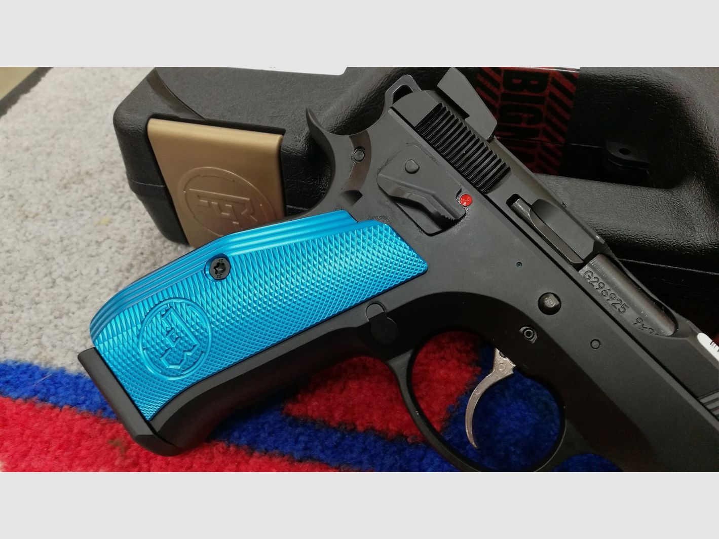 CZ SP01 Shadow Custom 9×21, zdjęcie 4 z 4