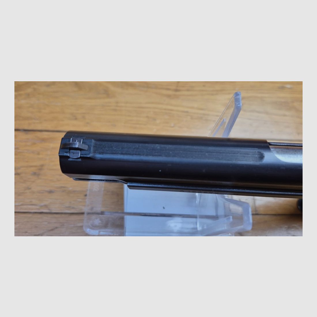 Sehr schöner SIG P210-2 Pistol – Mythos des 9 para – Militärwaffe des 4. Vertrags – Ca. 1957/60-62 – Sehr gute Brünierung – Traumhaftes Funktionieren und Lauf – 2. Magazin und Holster (alles dabei!) zusätzlich geliefert – Zustand TBE+/TBE++!, Bild 12 von 26