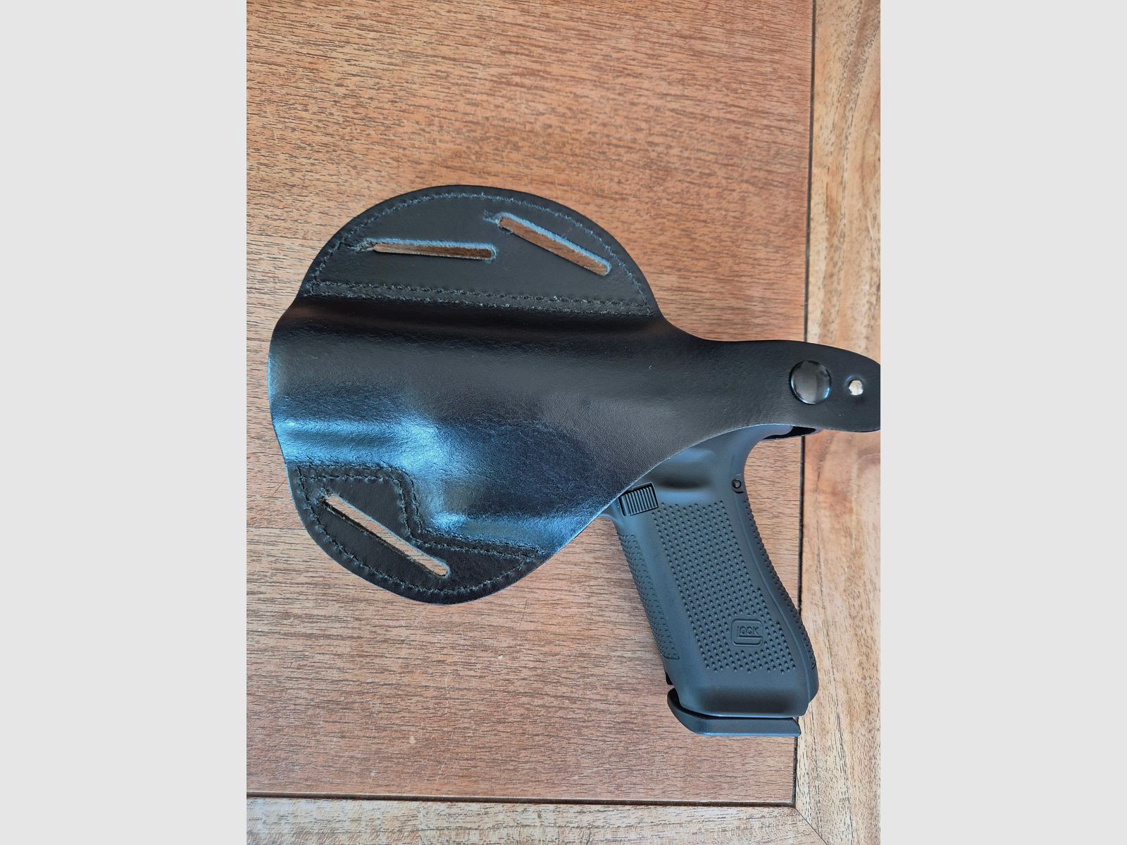 Glock17     PAK 