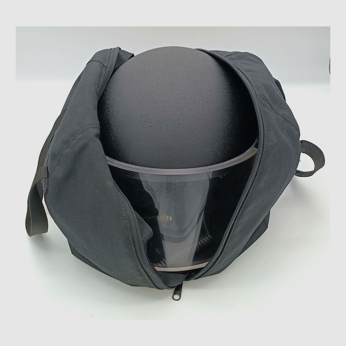 Schuberth P100 Polizeihelm aus Kevlar mit ballistischem Visier