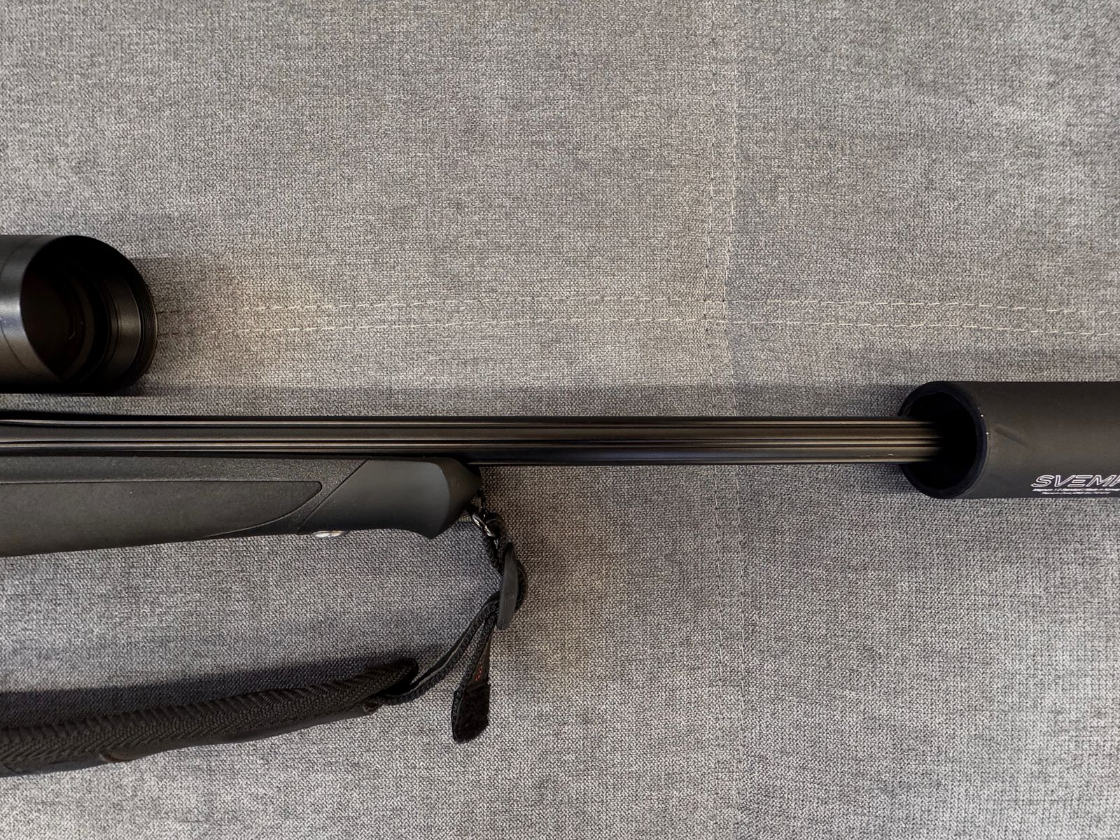 Sauer 505 Synchro XT 6,5 PRC, longitud del cañón 560mm cañón pesado de 19mm estriado incluido silenciador SVEMKO Magnum