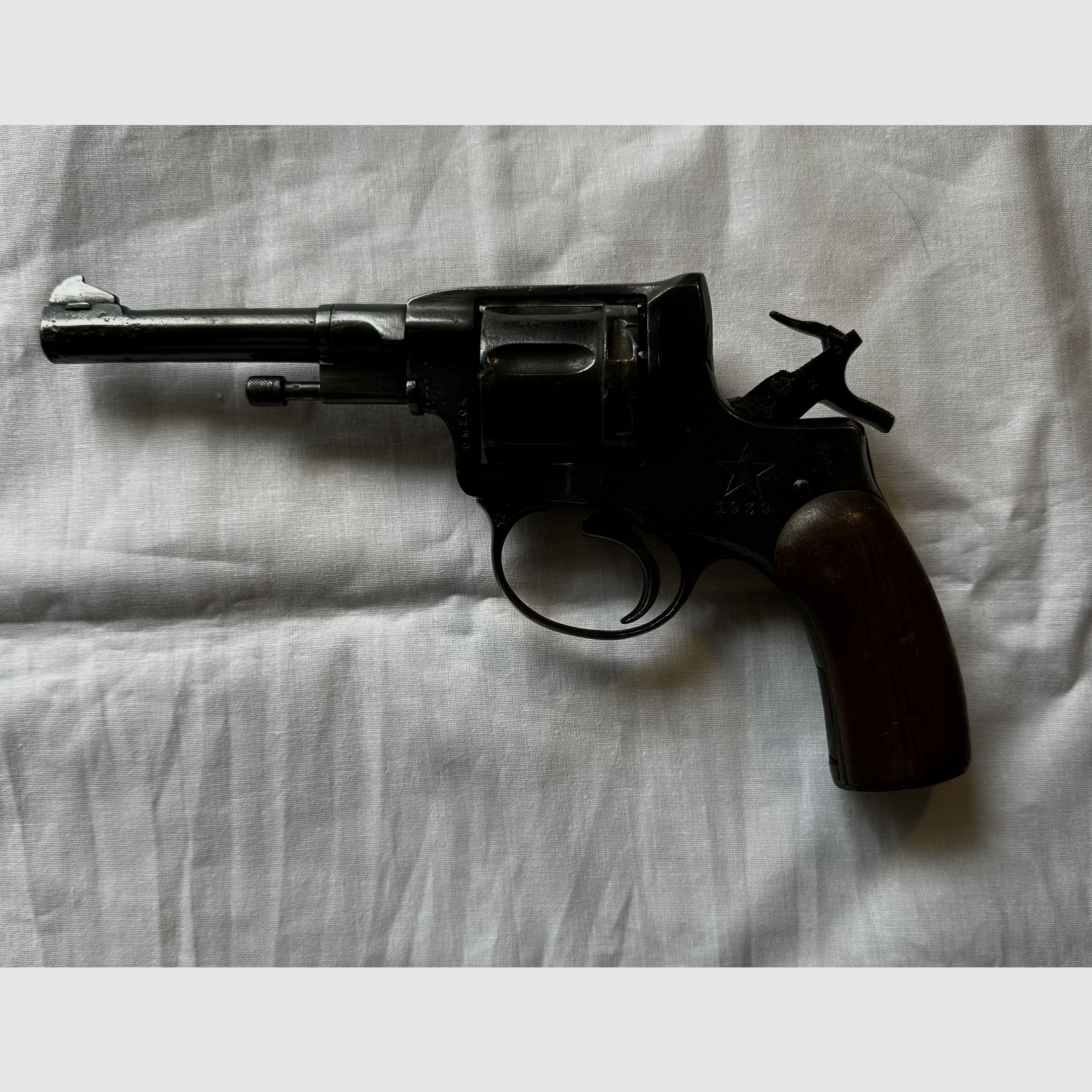 Nagant. russischer Revolver