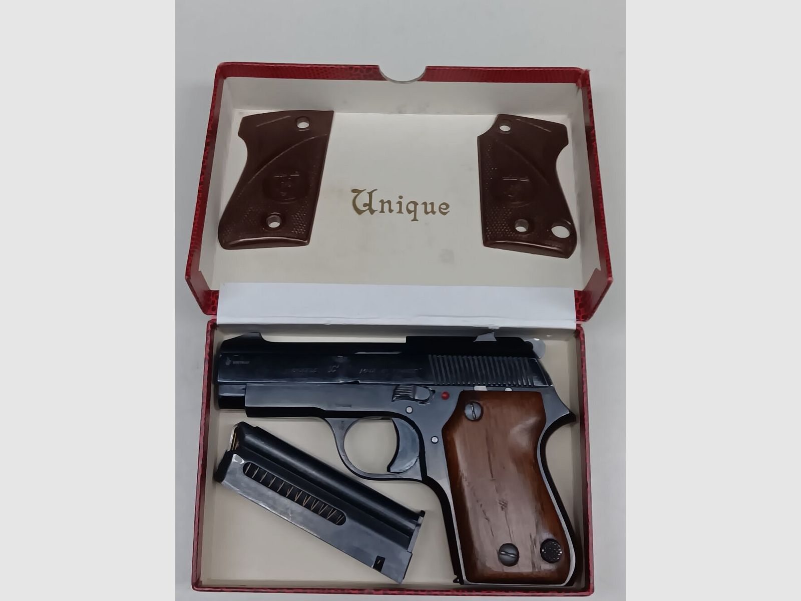 Unique Arms - Hendaye France Model "L