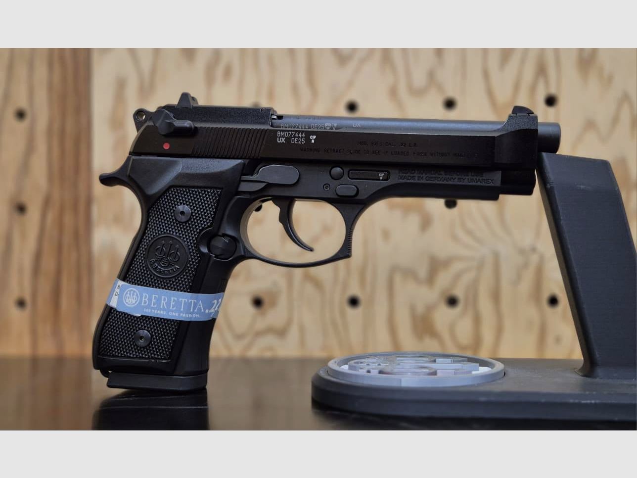 Walizka na pistolet z tworzywa sztucznego 30 x 16 x 7 cm, zdjęcie 12 z 32