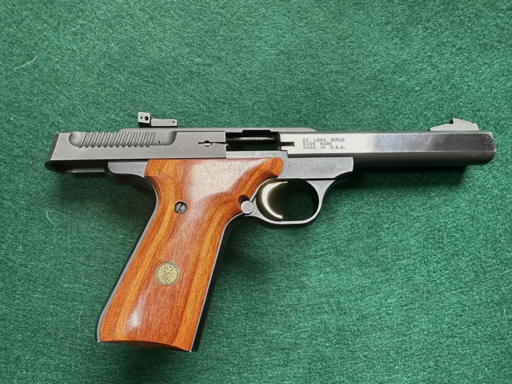 Browning Arms	 Buck Mark