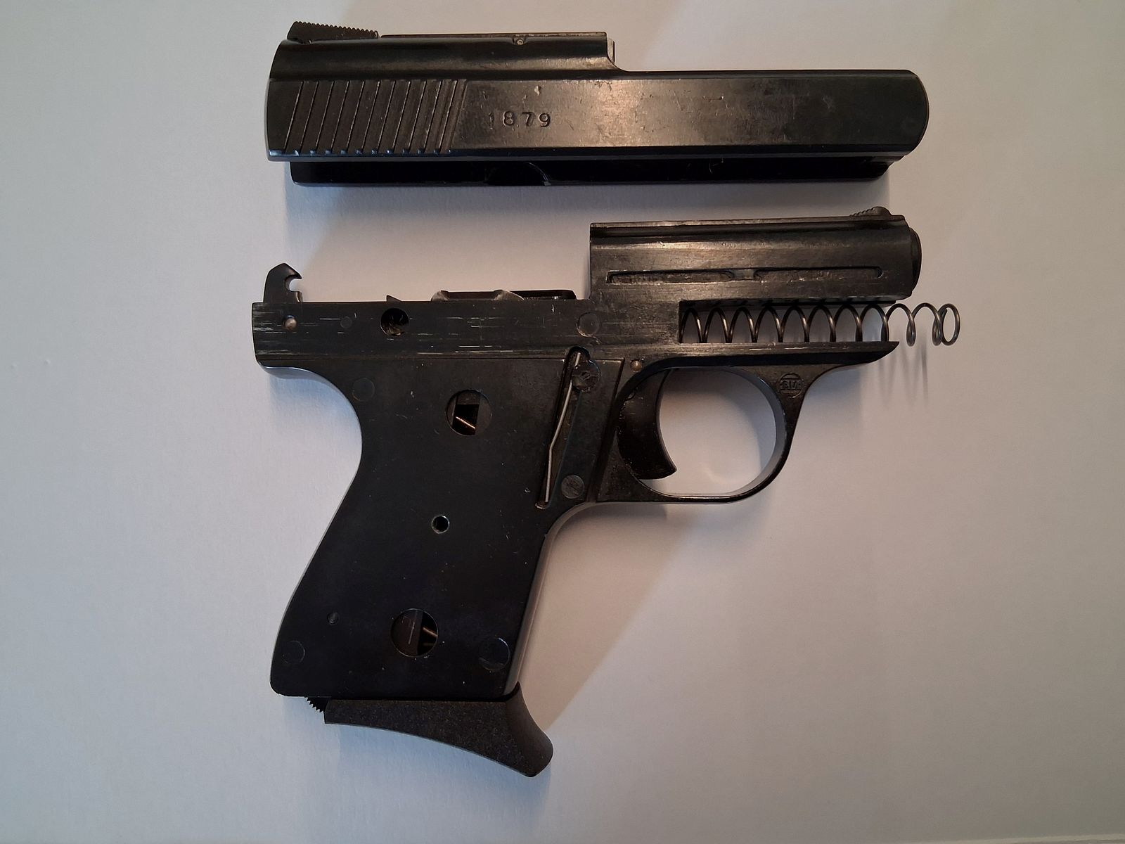 Kolekcjonerzy, uwaga!!! Rarytas!!! Rhöner SM 15-9 kal. 9 mm P.A.K. PTB-748, magazynek zapasowy, stan TOP