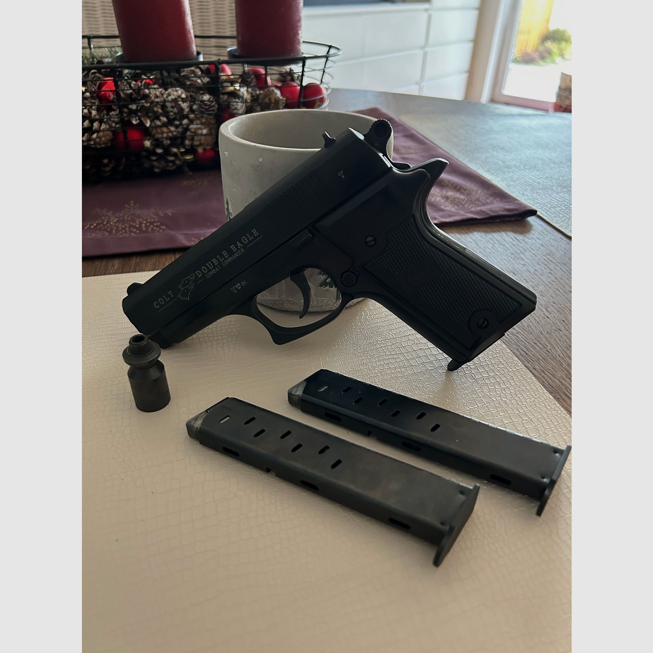 Colt Double Eagle Combat Commander – Pistola de fogueo 9 mm P.A.K. – En excelente estado