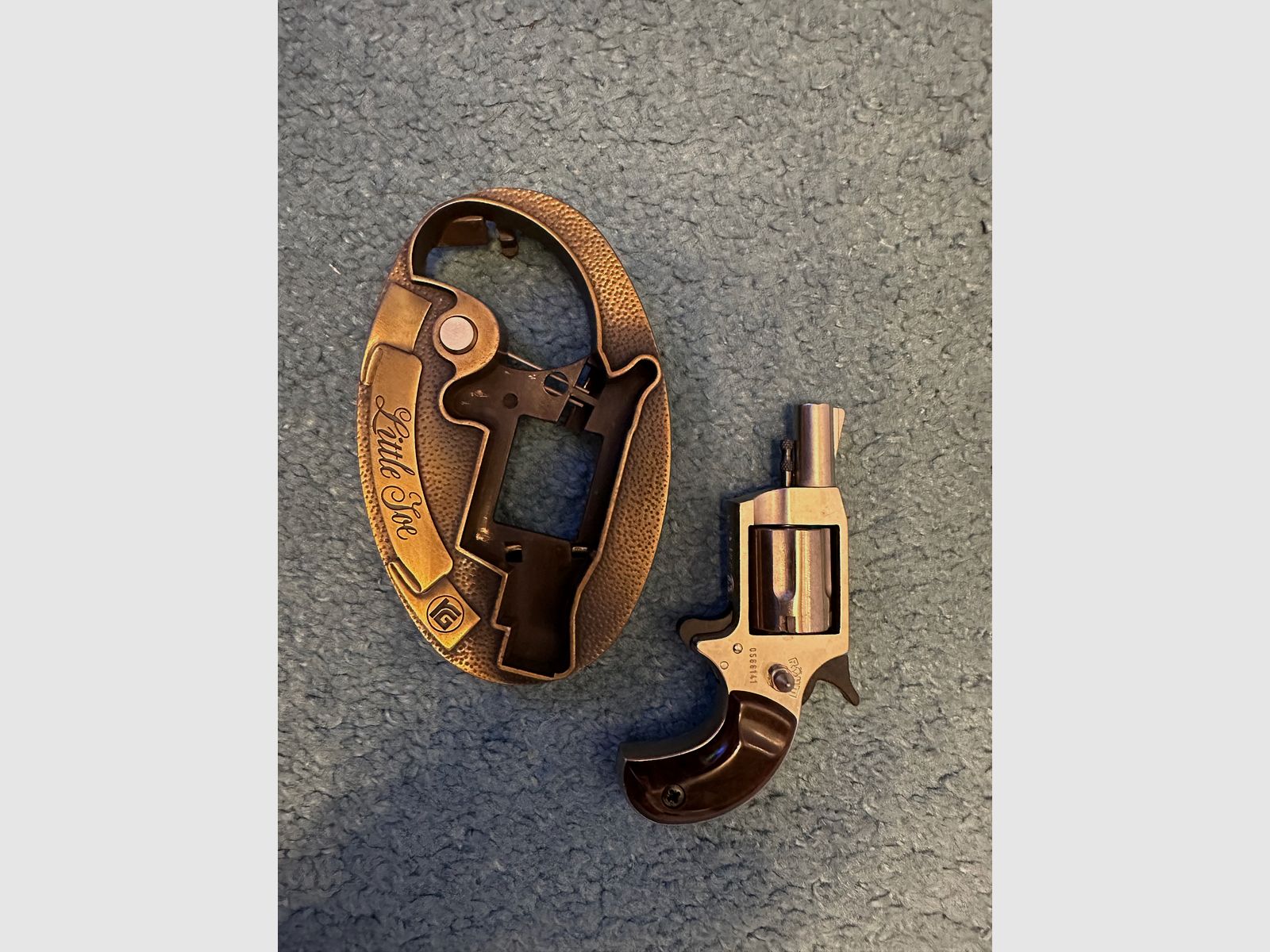 Röhm Little Joe mit Gürtelschnalle 6mm Flob 