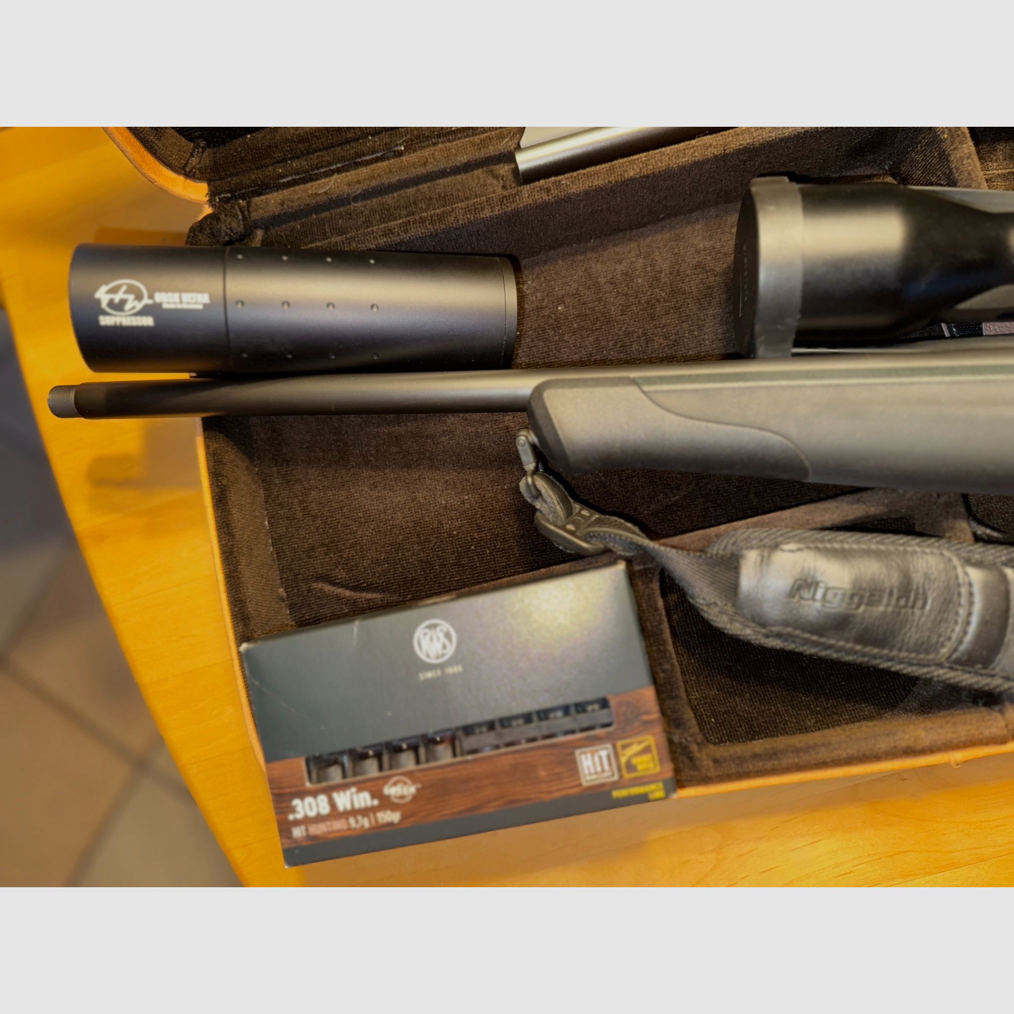 Verkaufe Blaser R8 Professional Success, R8 Kal.  .308Win mit jagdfähigem Zubehör 