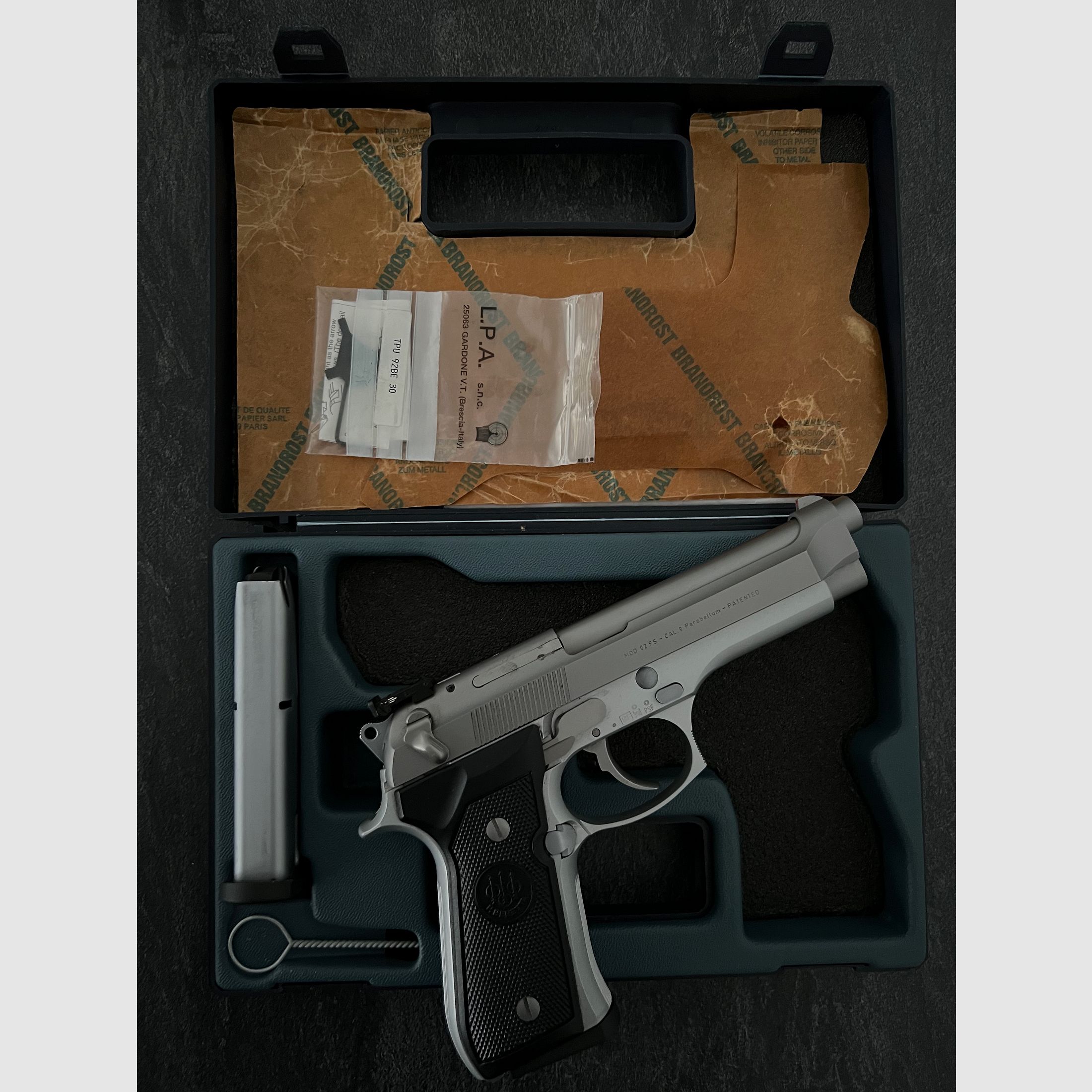 Beretta F92 FS 9mm Luger
