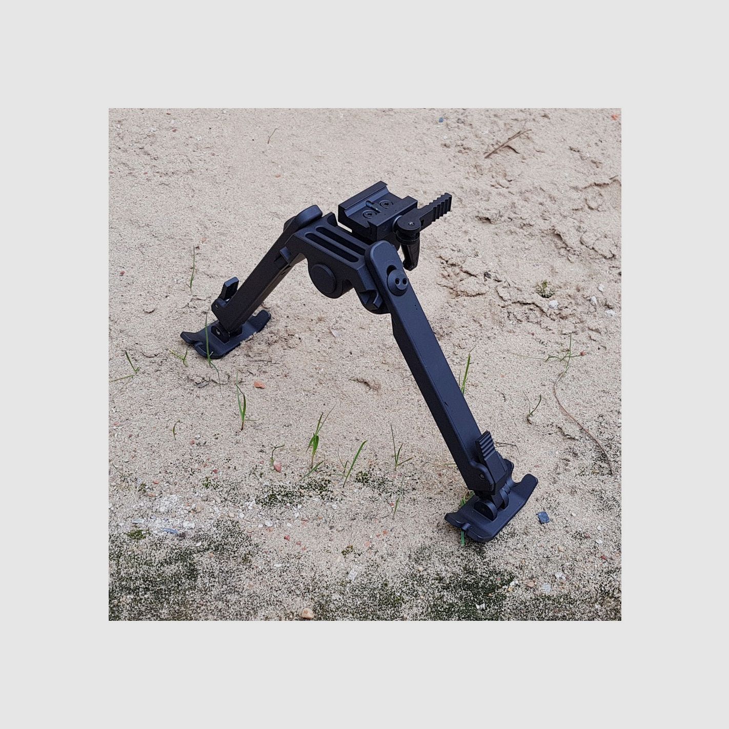 TACTICAL EVO TK3 Picatinny Bipod LOCK Black Matte, Bild 7 von 10