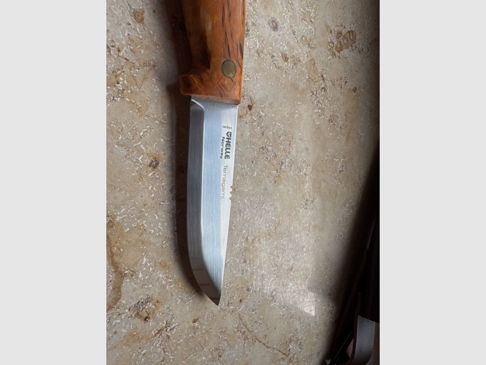 Helle Temagami 300 coltello bushcraft, design: Les Stroud, immagine 3 di 7