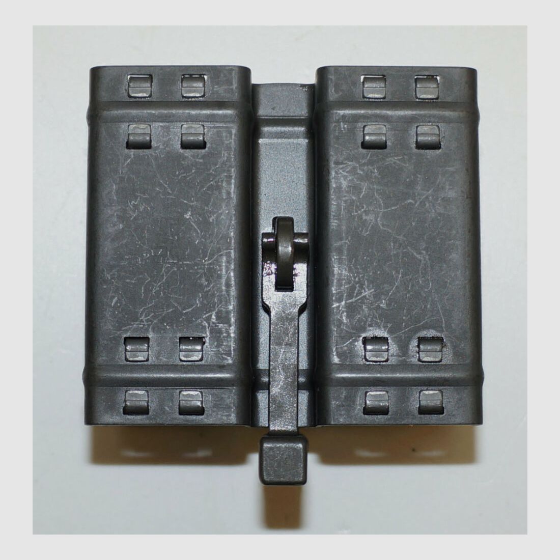 Heckler & Koch Magazinklammer, HK MP5; HK SP5; SAR M41/05 und Baugleiche, neu, original Heckler & Koch Fertigung