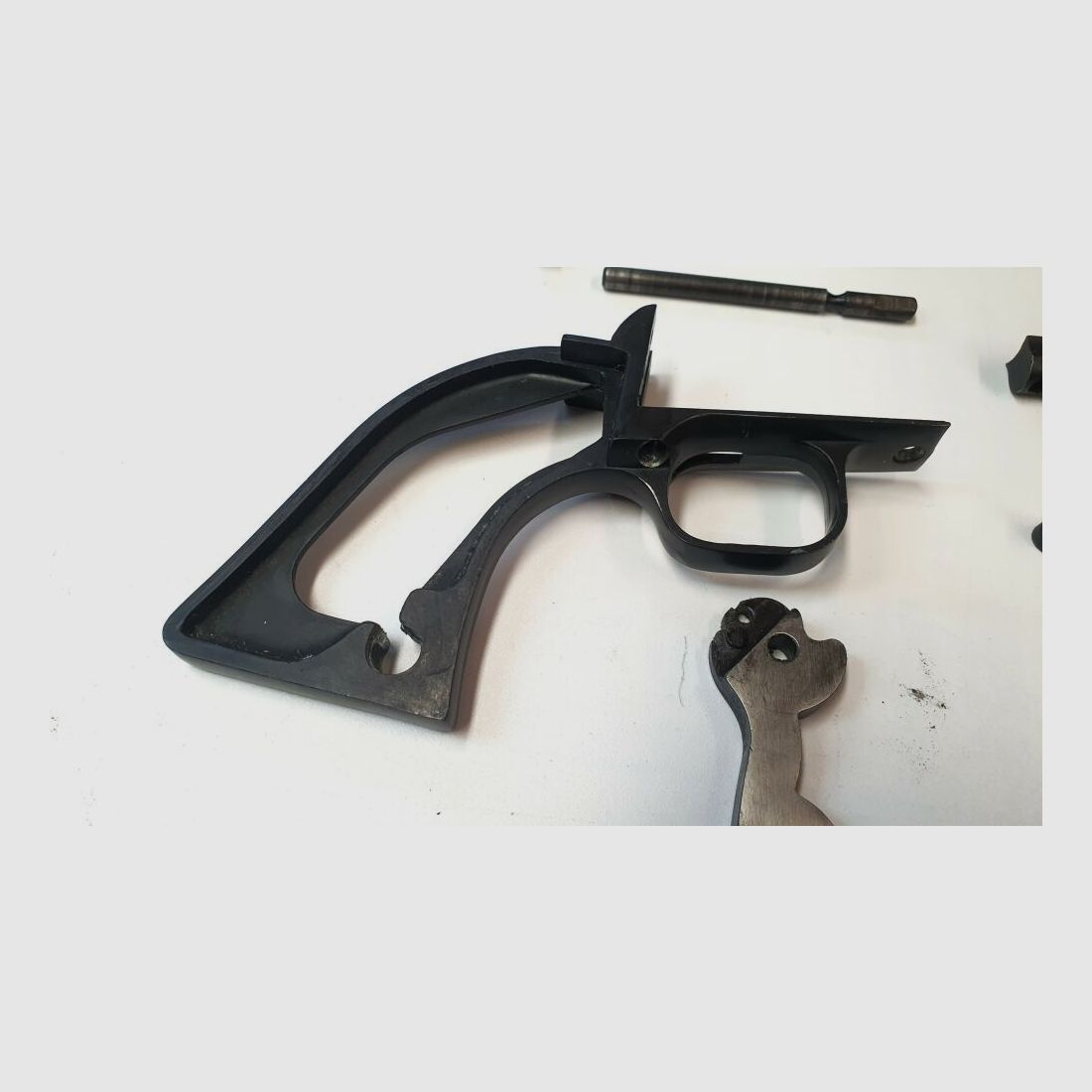 H.Schmidt Ostheim lot de pièces pour revolver Helmuth Schmidt Ostheim Model 21 -.22lr