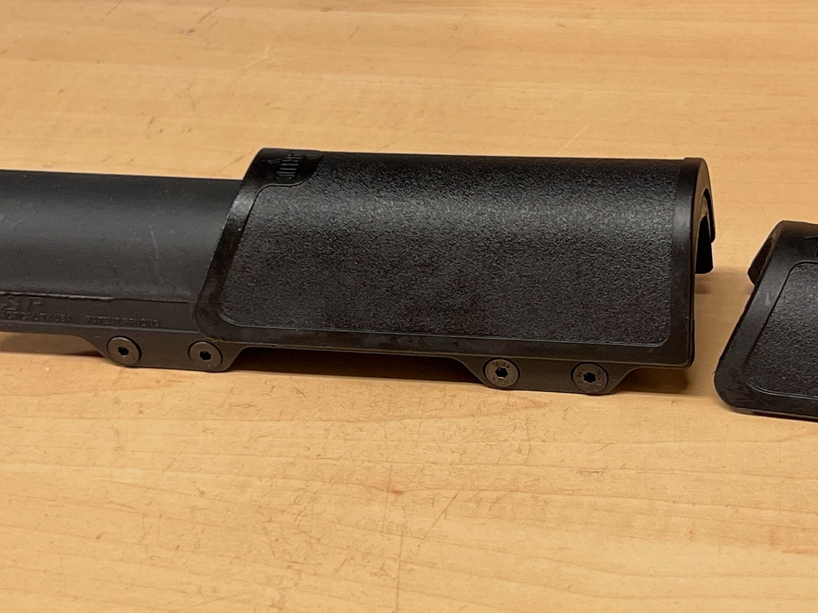 Verhoging voor shoulder stock voor M 4 / AR 15 modellen in zwart