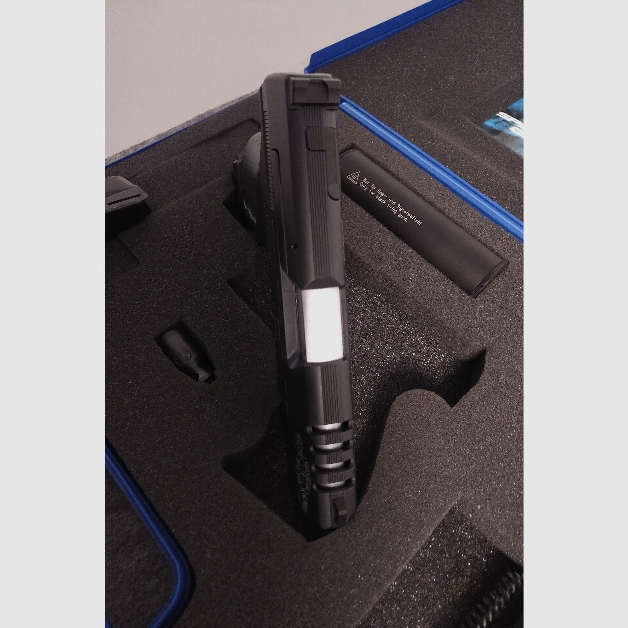 Walther 2006 P99 PAK Gas Signal 007 Special Operations PTB 762 James Bond limited Edition 0202/1000