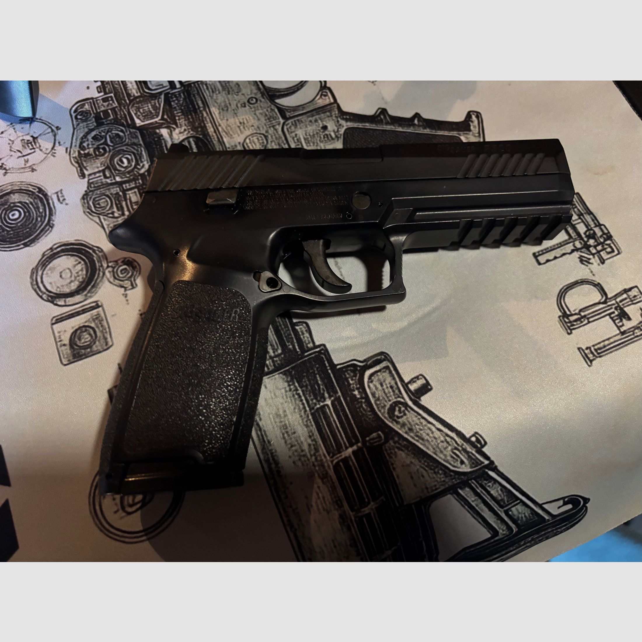 SIG SAUER P320 CO2 4,5mm Diabolos und Stahl BB,s