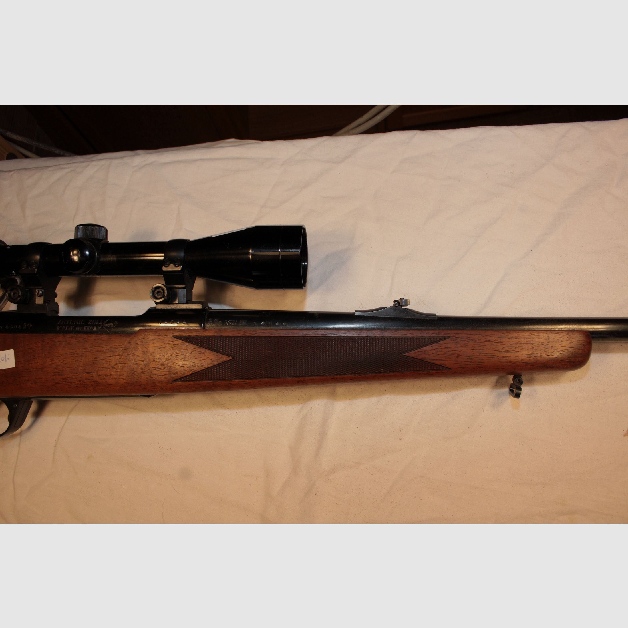 Zolli Repetierer mit Linkssystem und Linksschaft.