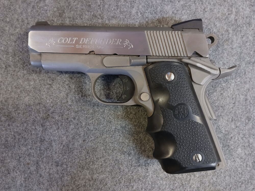 Colt Defender