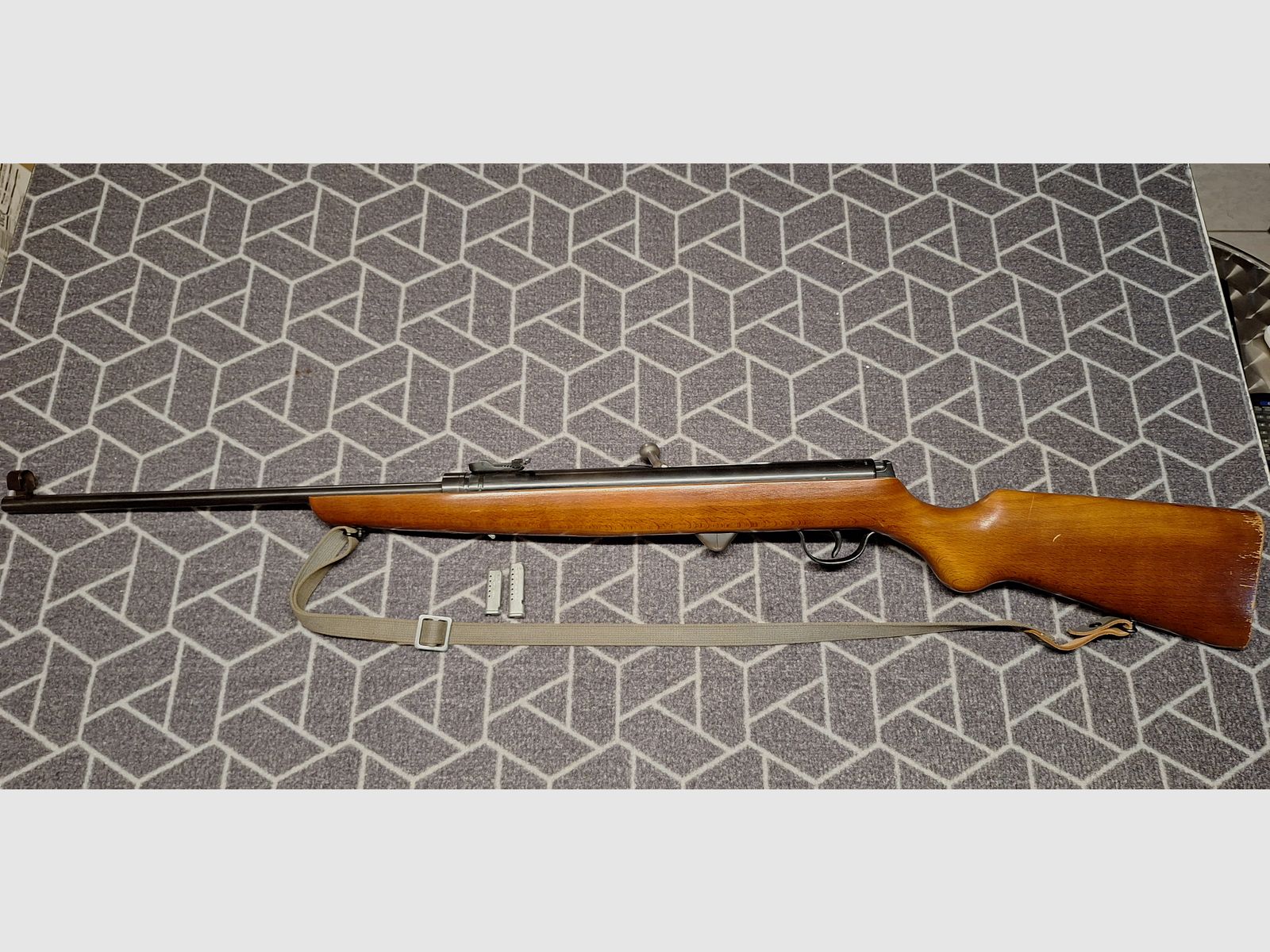 ¡Haenel Suhl 310 DDR-GST carabina de aire comprimido con 2 cargadores!