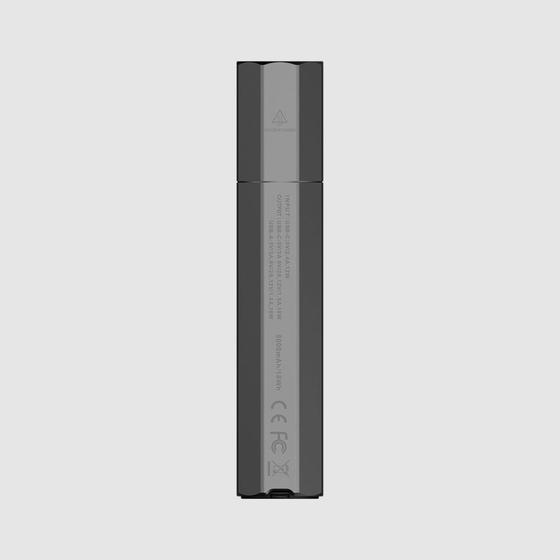 Zwarte Fenix E-CP LED-zaklamp met powerbank, afbeelding 3 van 4