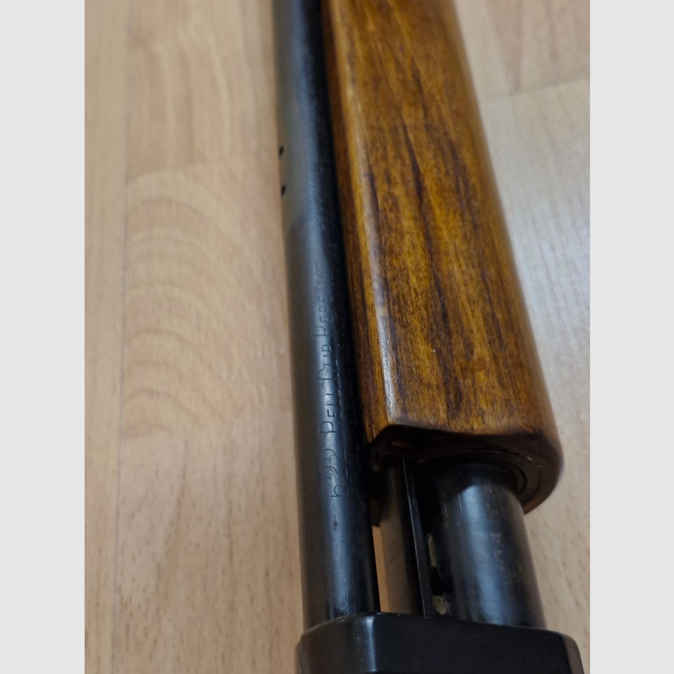 Crosman 622 Pell Clip Repeater 5,5mm .22 CO2 Vorderschaftrepetierer
