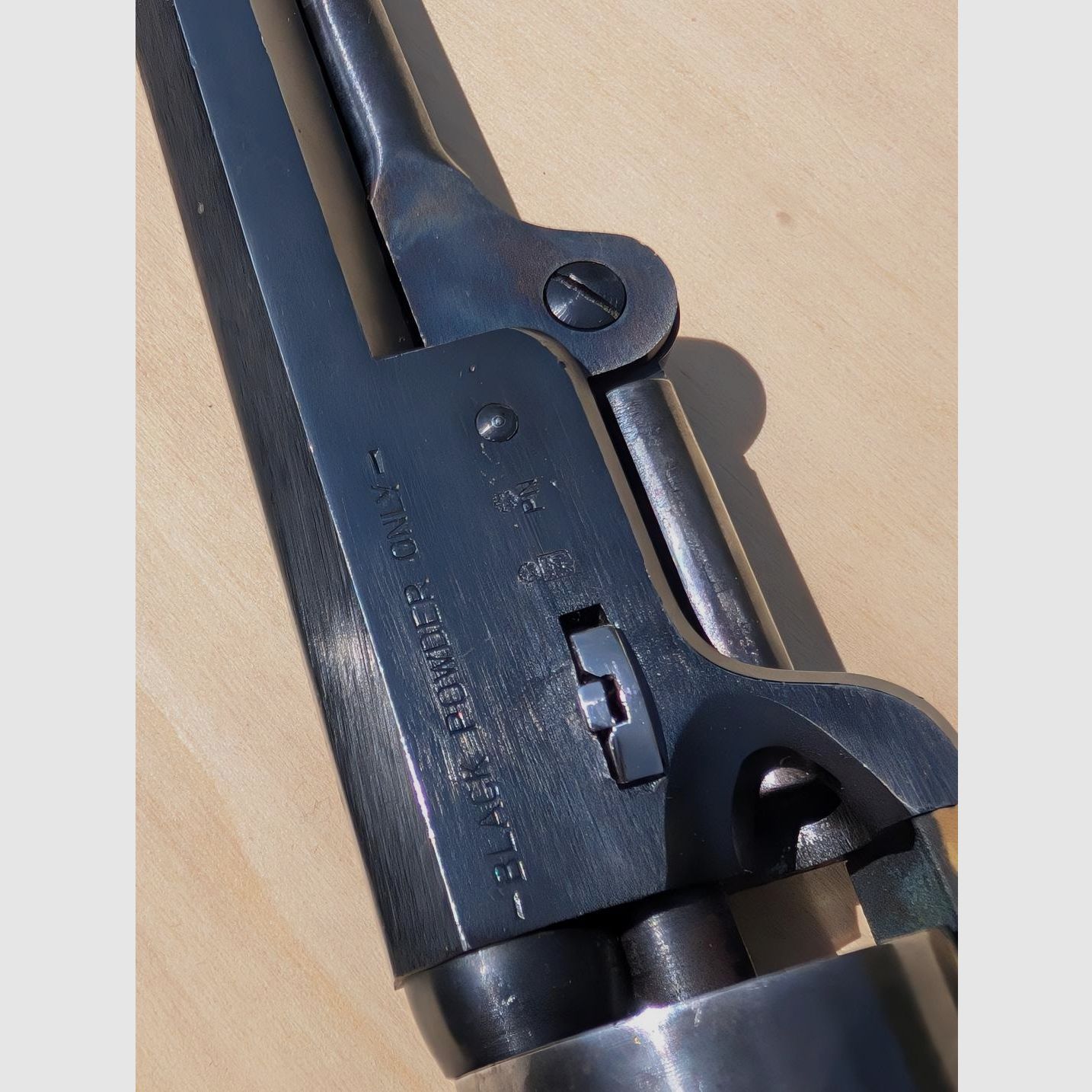 Hege Uberti, Armee 1861, Perkussionsrevolver, Kal.36