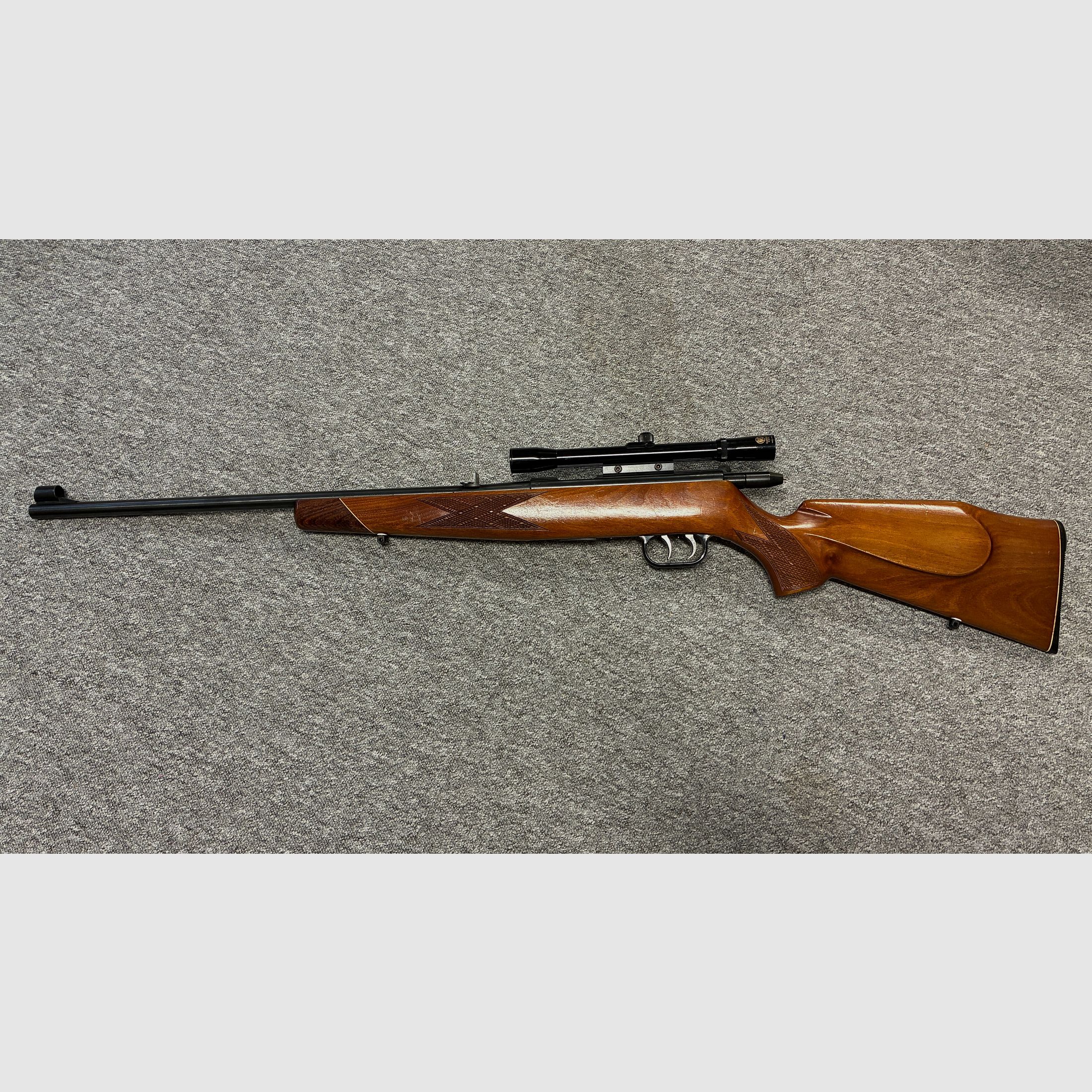 Carabine petit calibre VOERE Vöhrenbach .22 Magnum WMR, image 1 sur 4