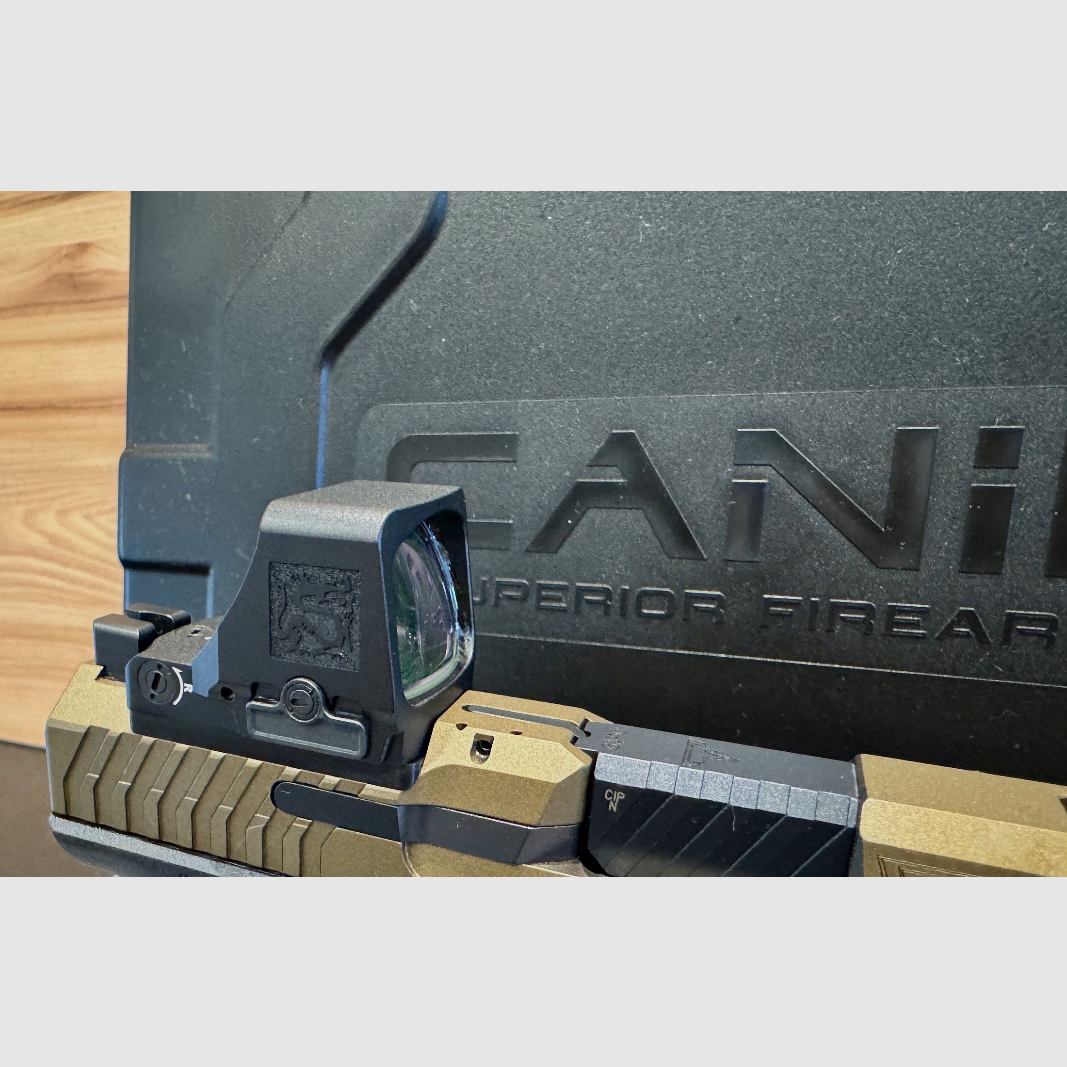 Canik TP9  TTI Combat Taran Tactical 9x19mm