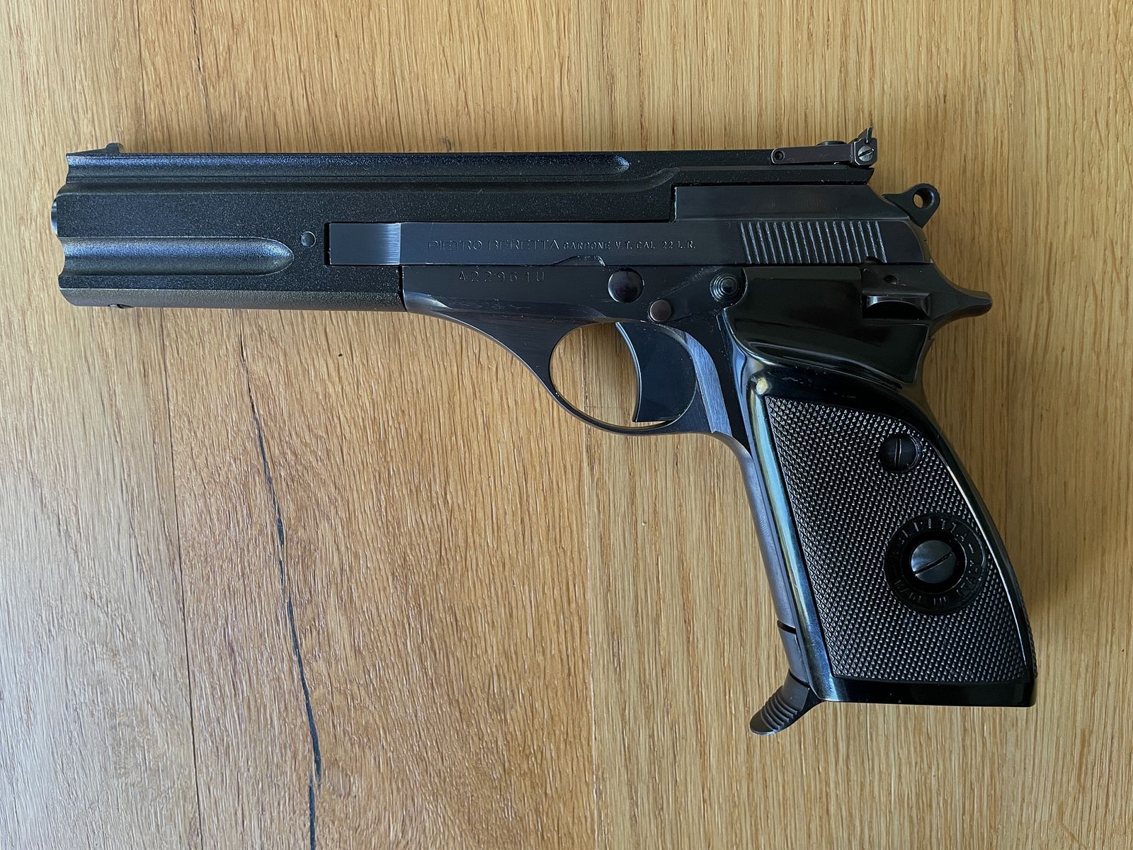 Beretta Mod. 76 small caliber