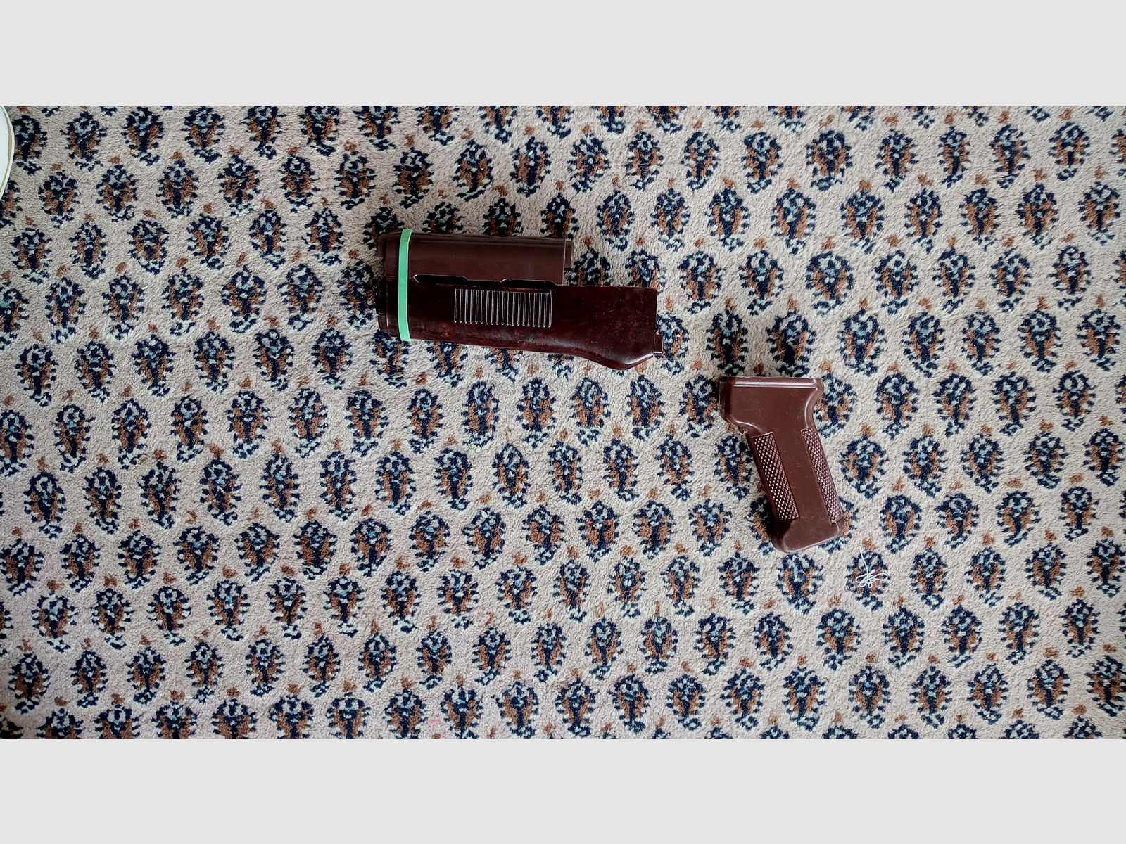 Set di protezione anteriore AKMS MPi dell'Est Germania per AKMS & AK74 DDR NVA in bakelite e plastica // montaggio indiretto anche per NEDI SDM Type 56 possibile, immagine 11 di 20