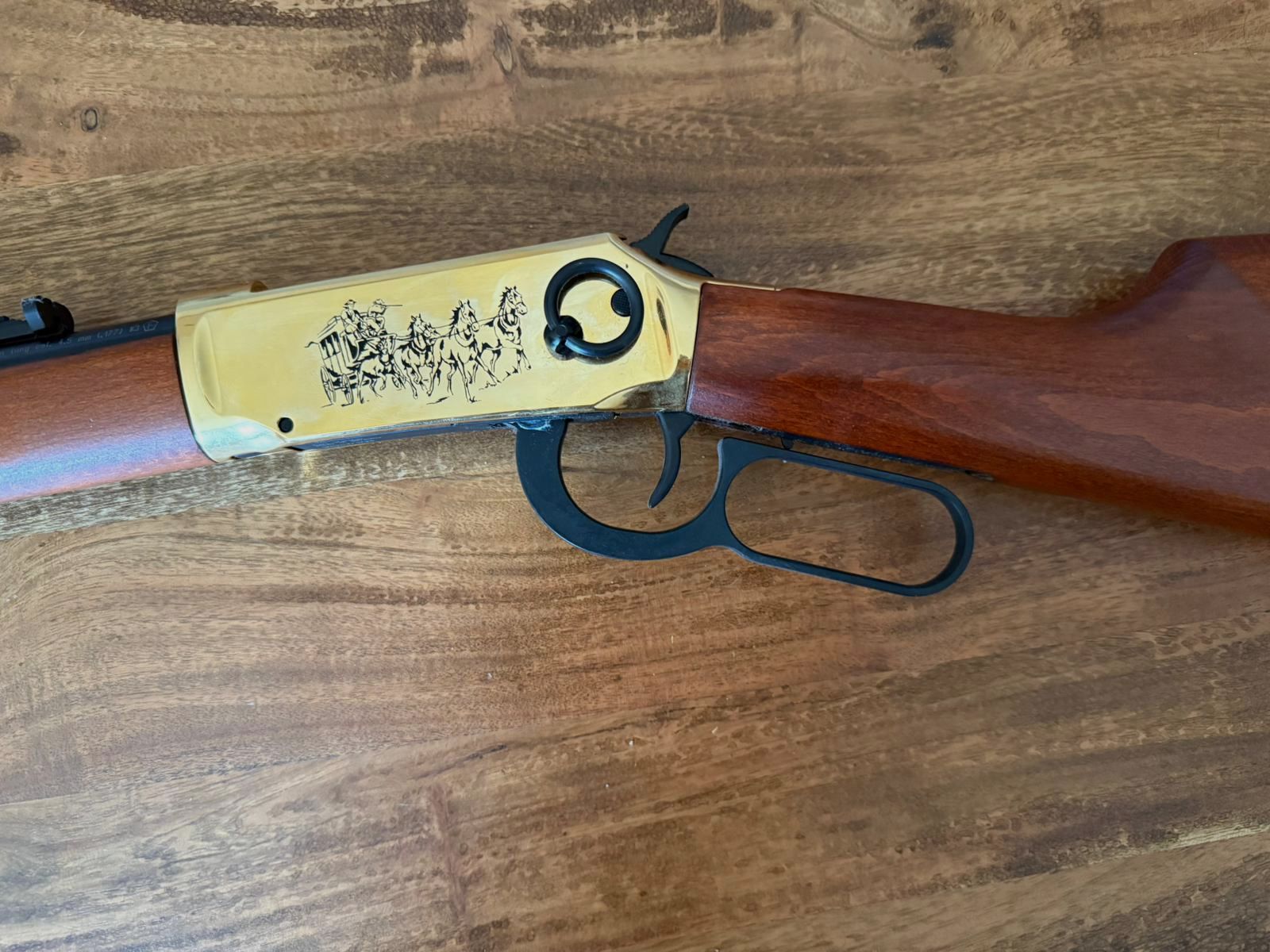 Walther Lever Action Wells Fargo long 4,5 mm Diabolo CO2-Gewehr 88 Gramm Version