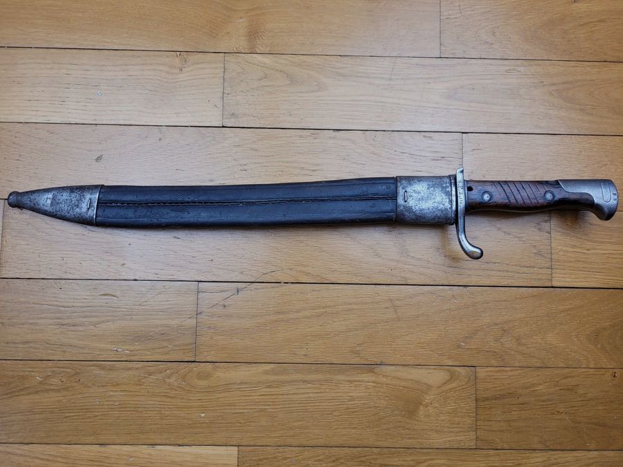 Beautiful bayonet 98/05 1st type – saw teeth – leather sheath – W07 – regimented to the 6th Pioneers – BE+, image 17 of 17