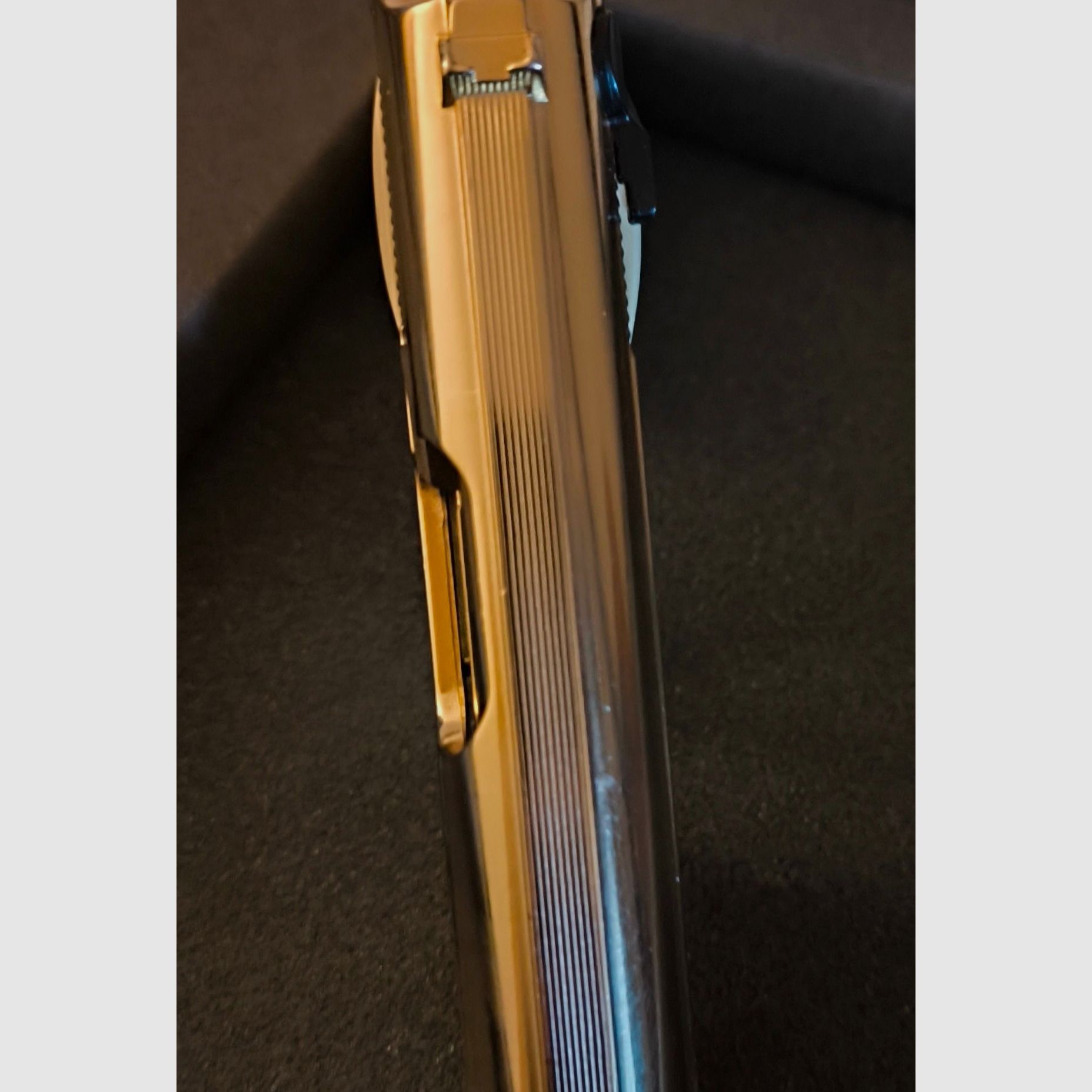 Attention collectors & James Bond fans, rarity - display piece-limited special edition & new for decades, as well as no longer available on countless pages and platforms, Walter PP with white grips & VHS, top condition!!! As good as new & unfired!!