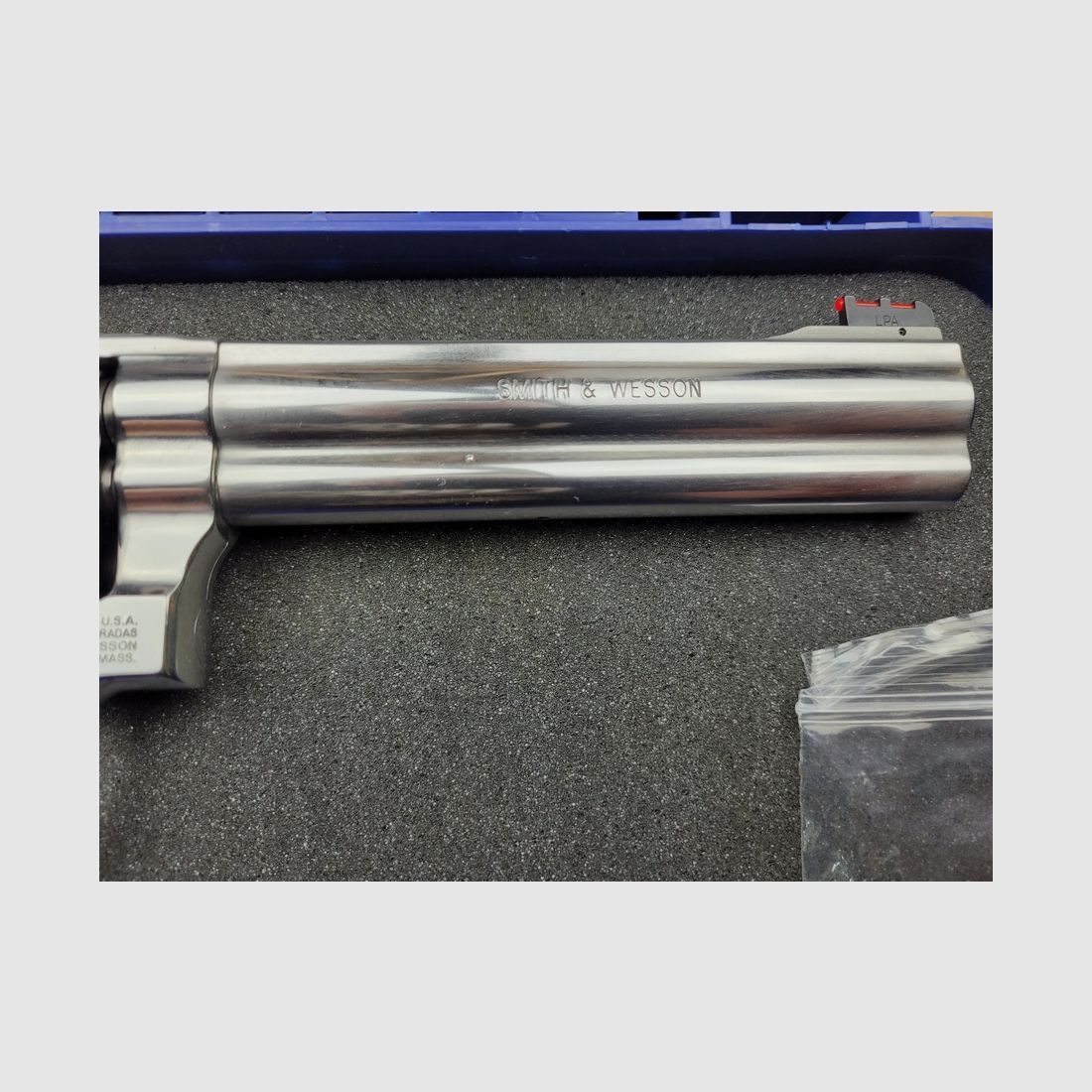 Zeer mooie Smith & Wesson 686-2 – in 38SP & 357Mag – 6 Inch Combat Grepen Nill – originele doos Topstaat!, afbeelding 11 van 18