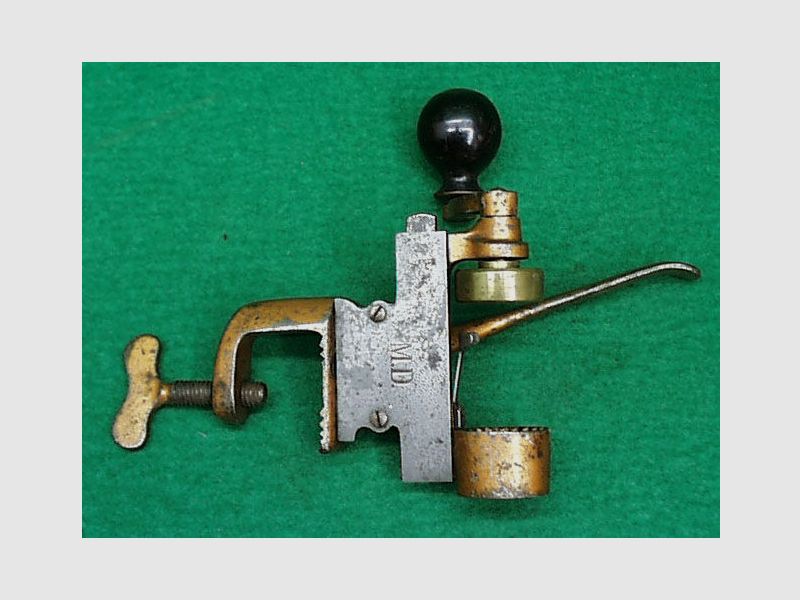 Ancienne presse de chargement appareil à sertir pour cartouches de chasse