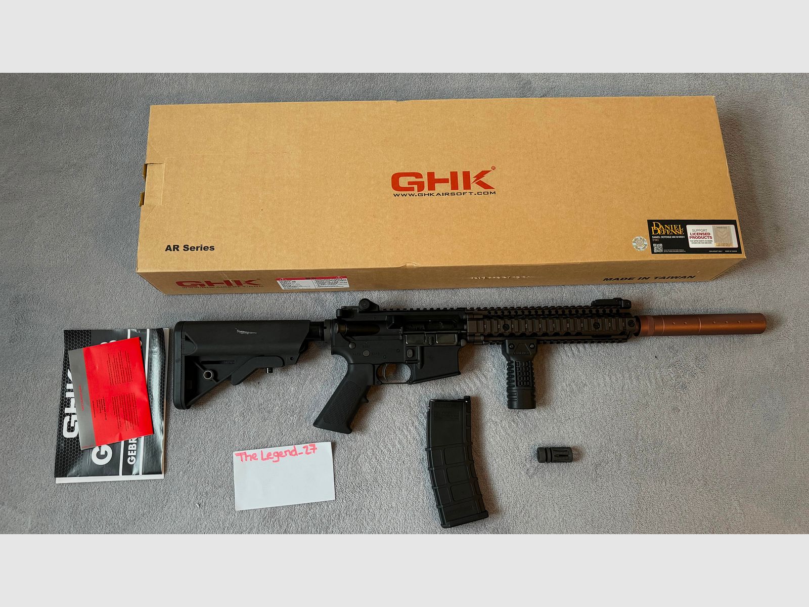 GHK Daniel Defense Mk.18 org. Colt Markings und Zubehör 