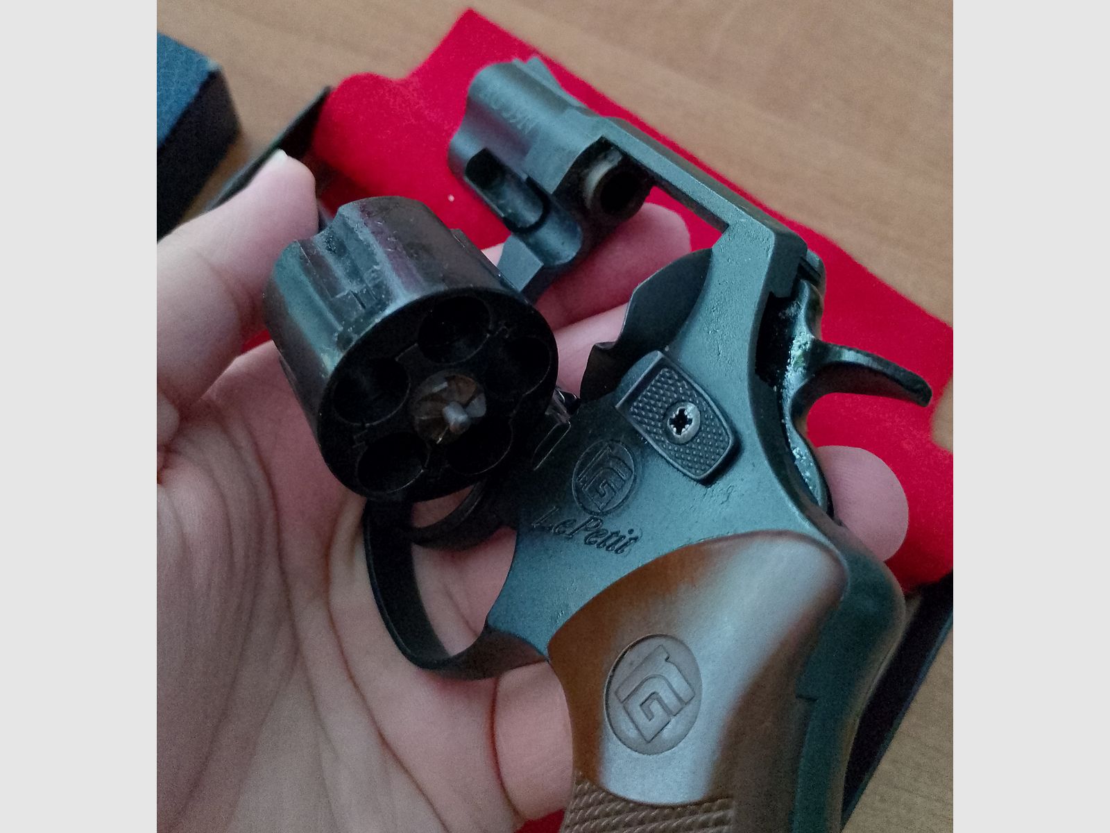 Röhm RG 59N Le Petit Schreckschussrevolver im Kaliber 9mm R.K. mit OVP!