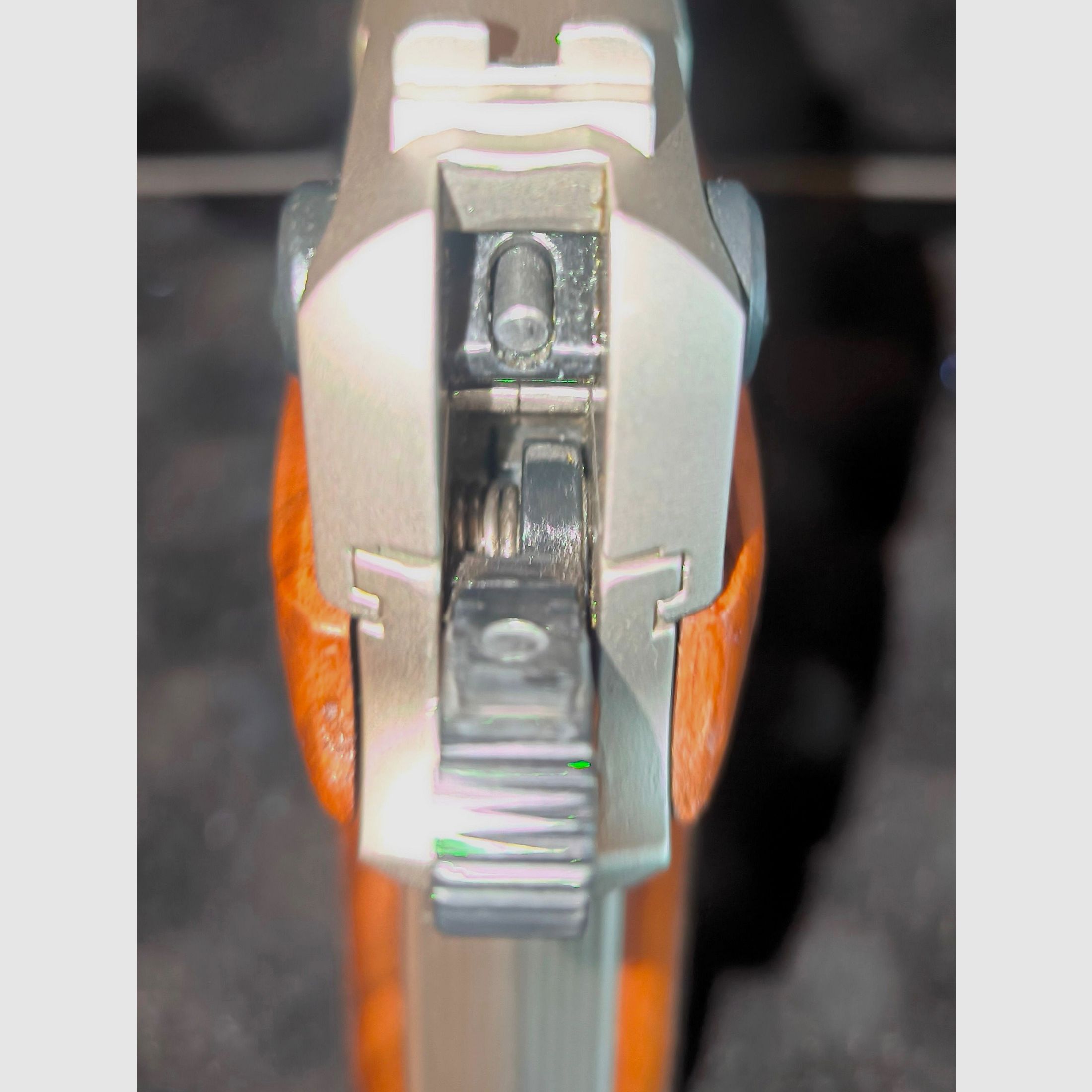 ⚠️ Attenzione collezionisti di armi Walther - pezzo da vetrina - Walther P88 Compact con impugnature in legno e decorazioni nelle impugnature in legno, in condizioni ottimali sia estetiche che funzionali e solo un caricatore utilizzato per prova!! PTB - 764